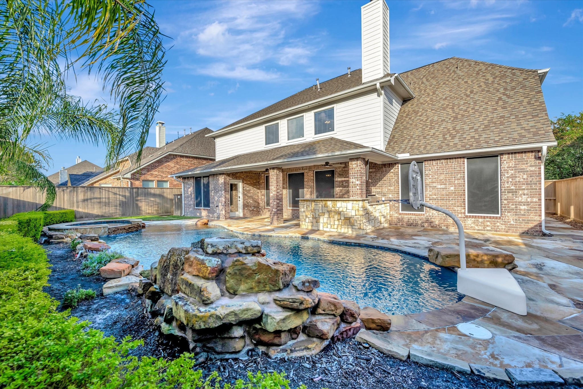 2515 Montclair Court, League City, TX 77573