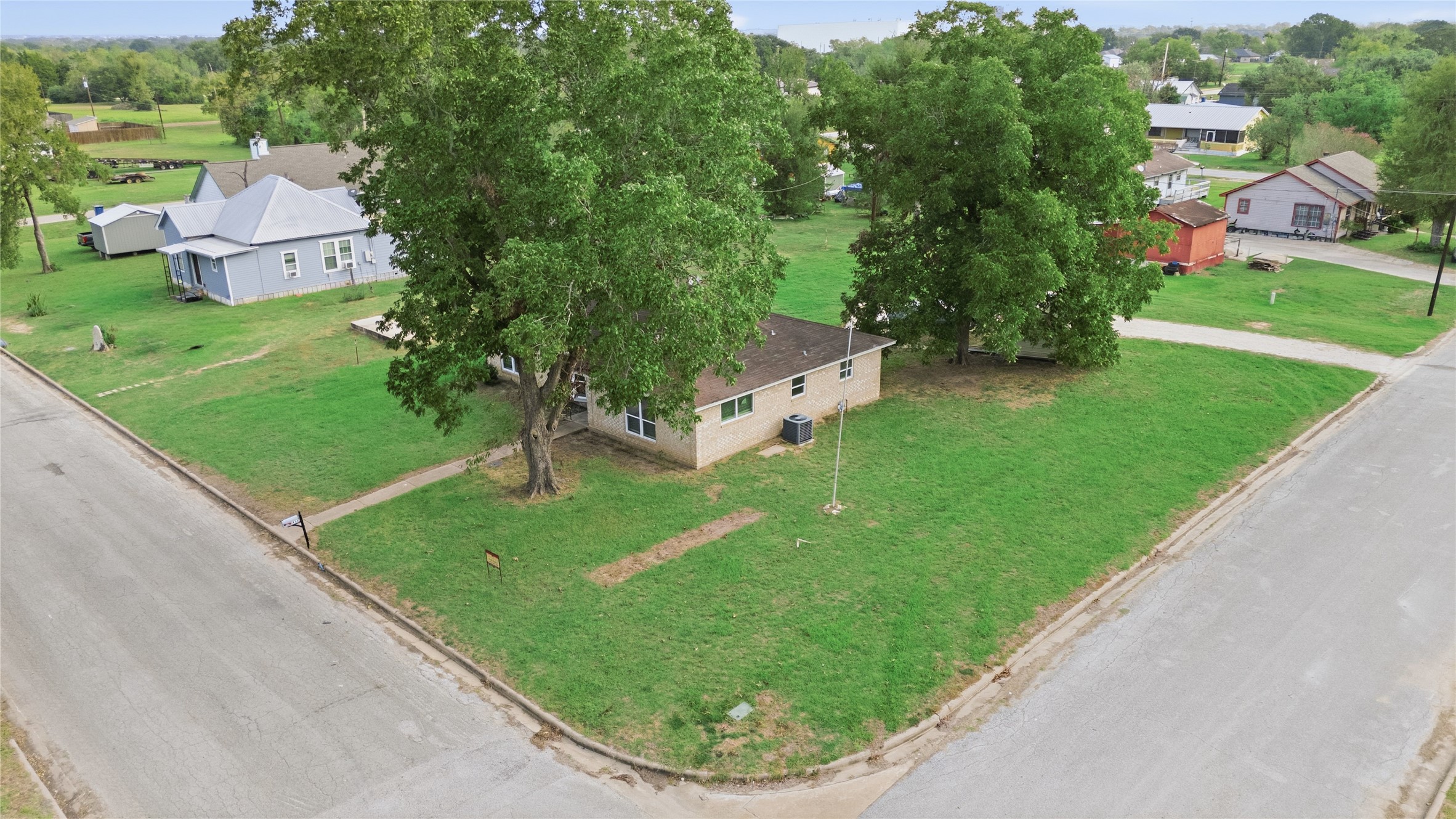 436 7th Street, Hempstead, TX 77445