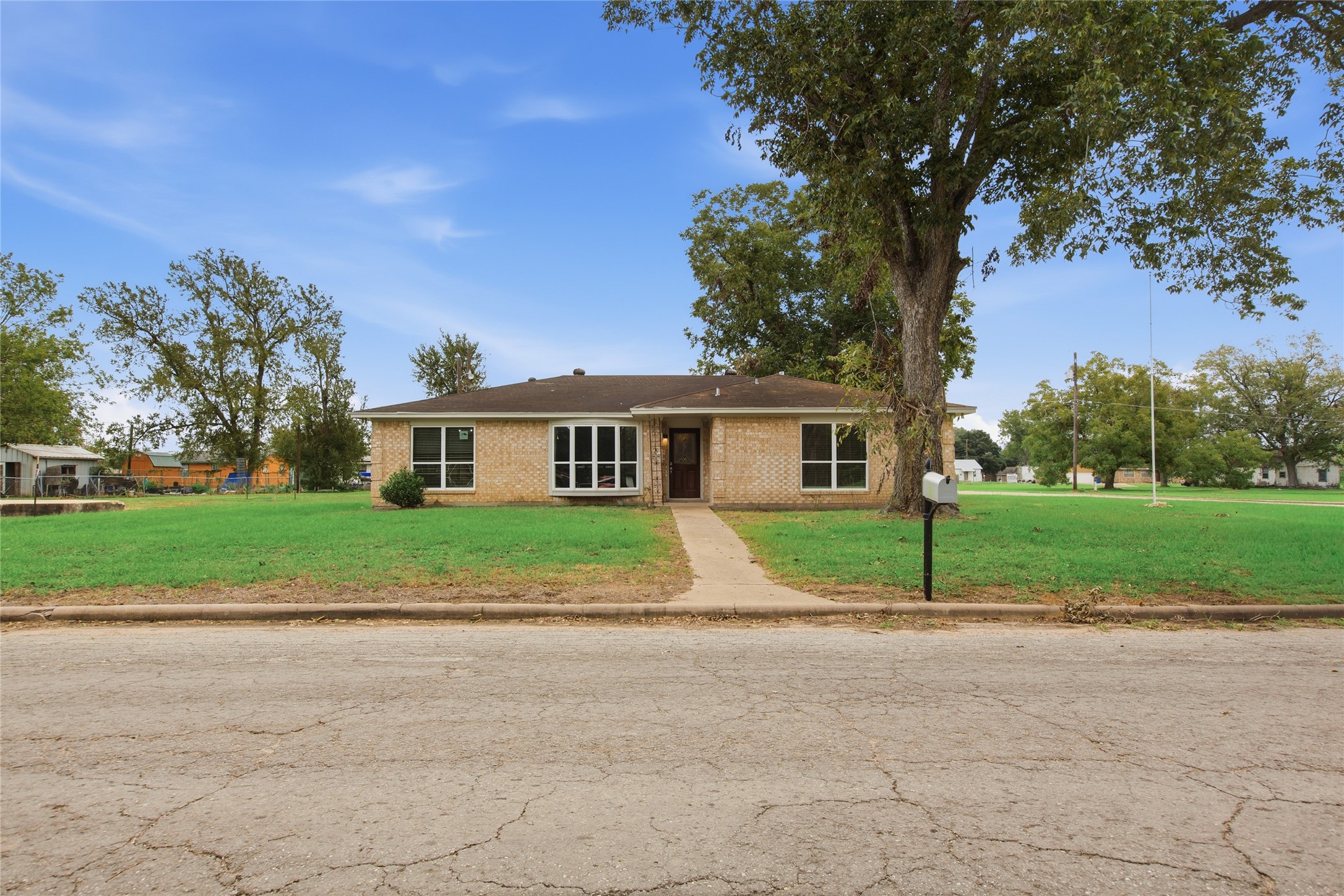 436 7th Street, Hempstead, TX 77445