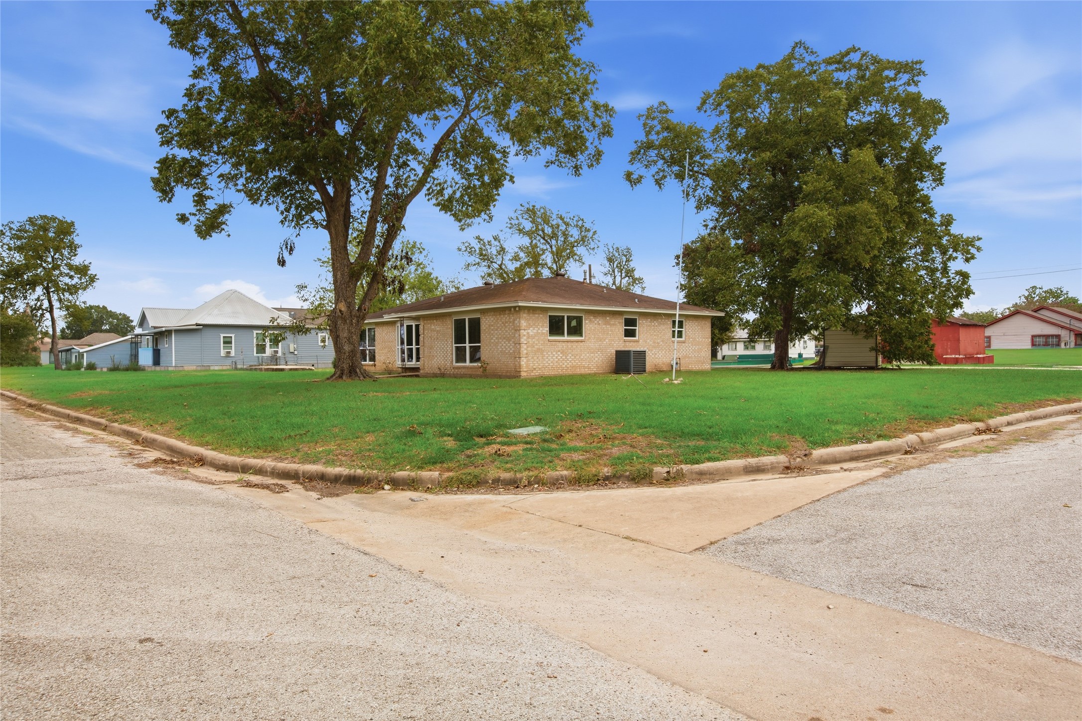 436 7th Street, Hempstead, TX 77445