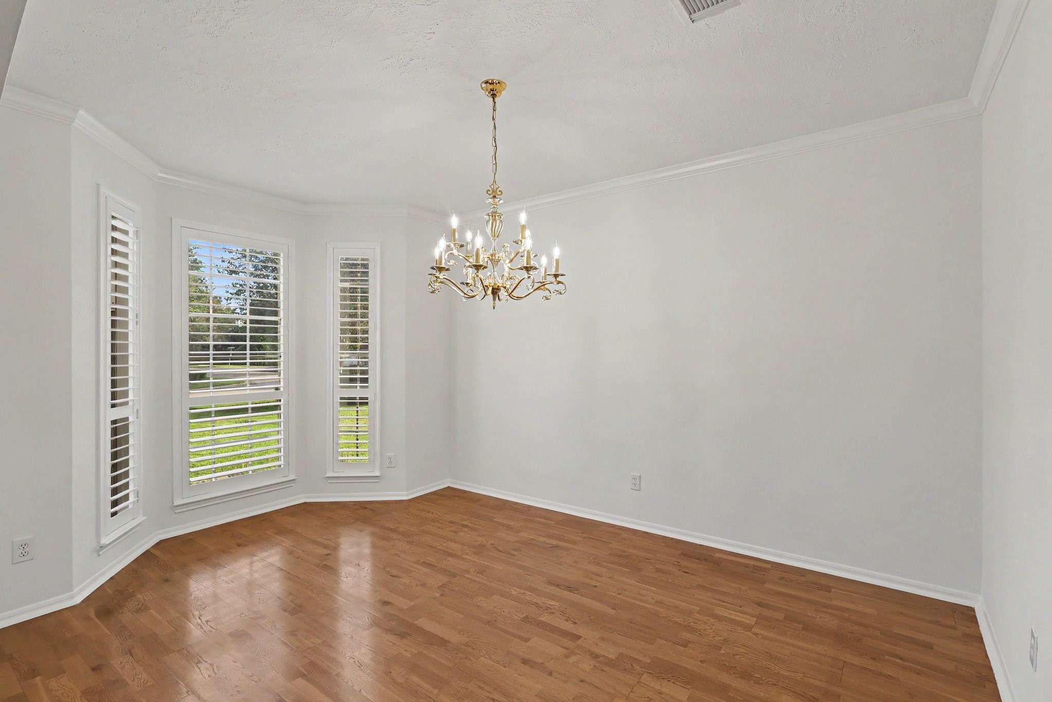 Formal dining area. Formal dining area.