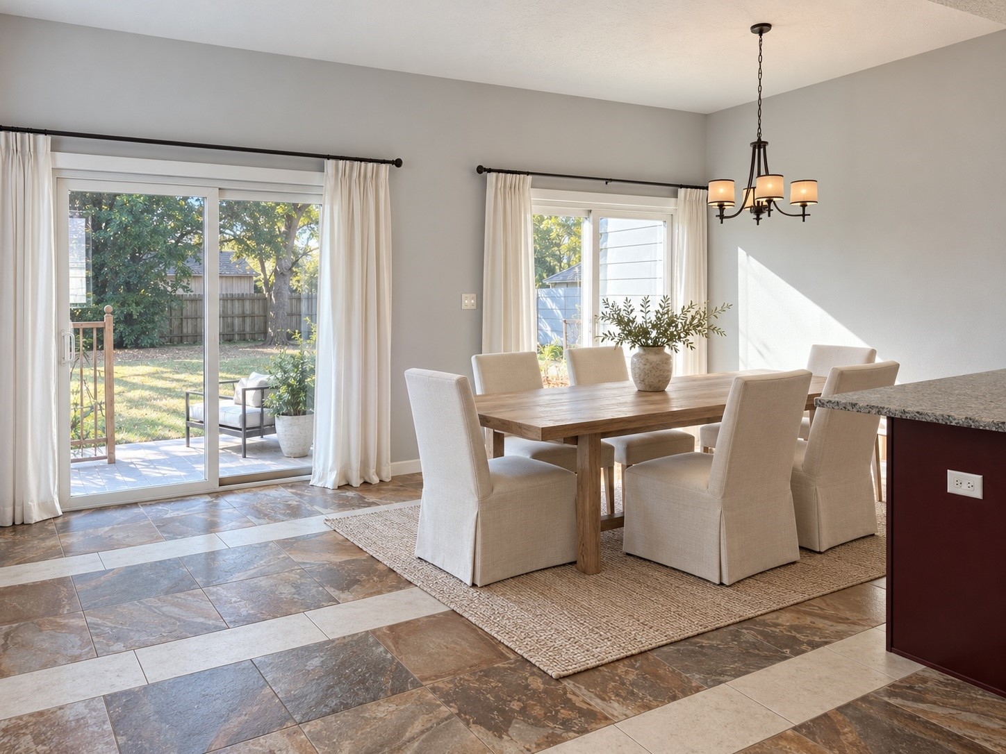 2530 S Sacramento Avenue, Pearland, TX 77581