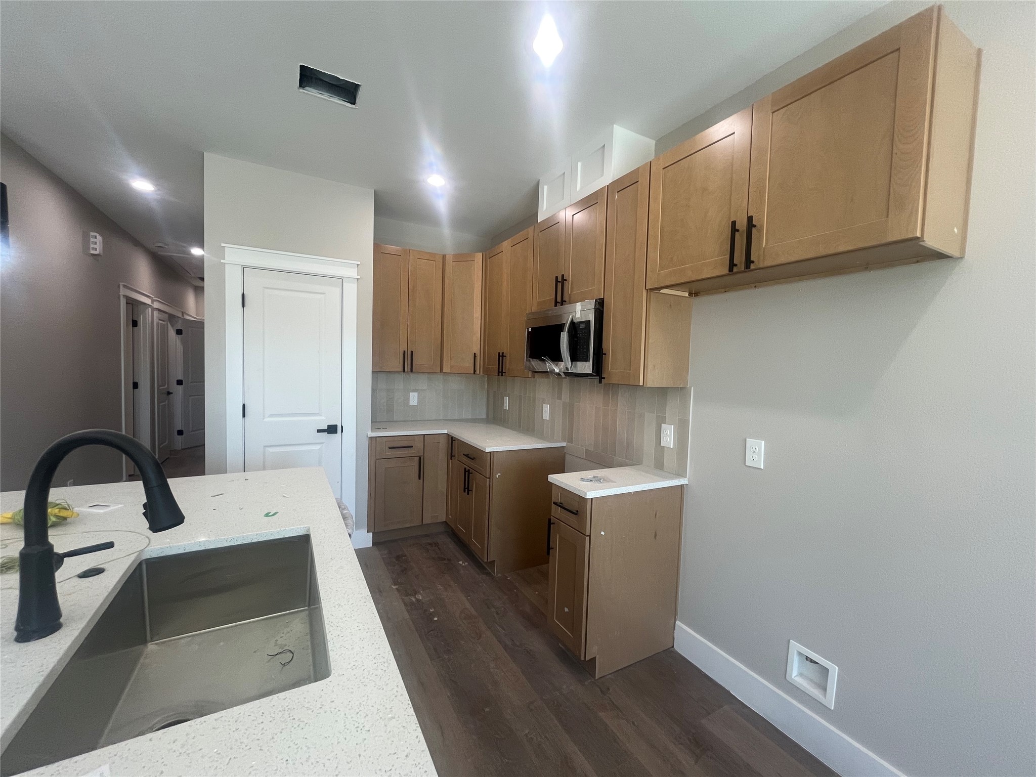 2034 Ferguson Way Unit B Kitchen