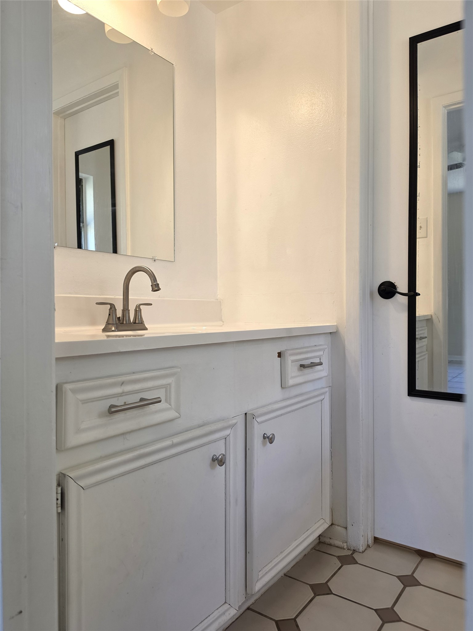 602 Airline Drive, Conroe, TX 77301