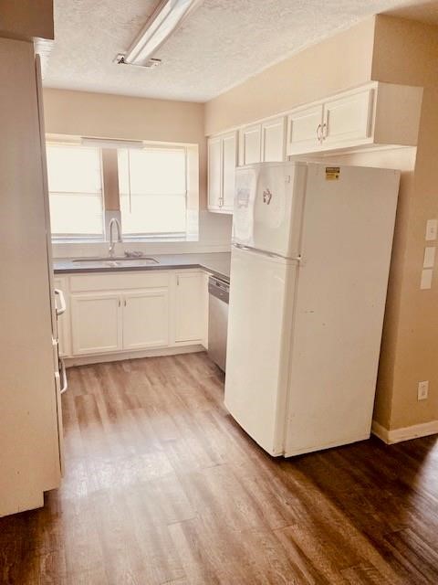 14 Richards Courts, La Marque, TX 77568