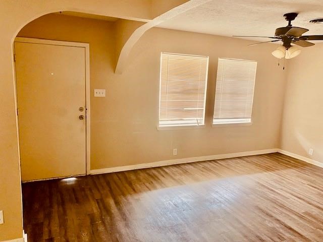 14 Richards Courts, La Marque, TX 77568