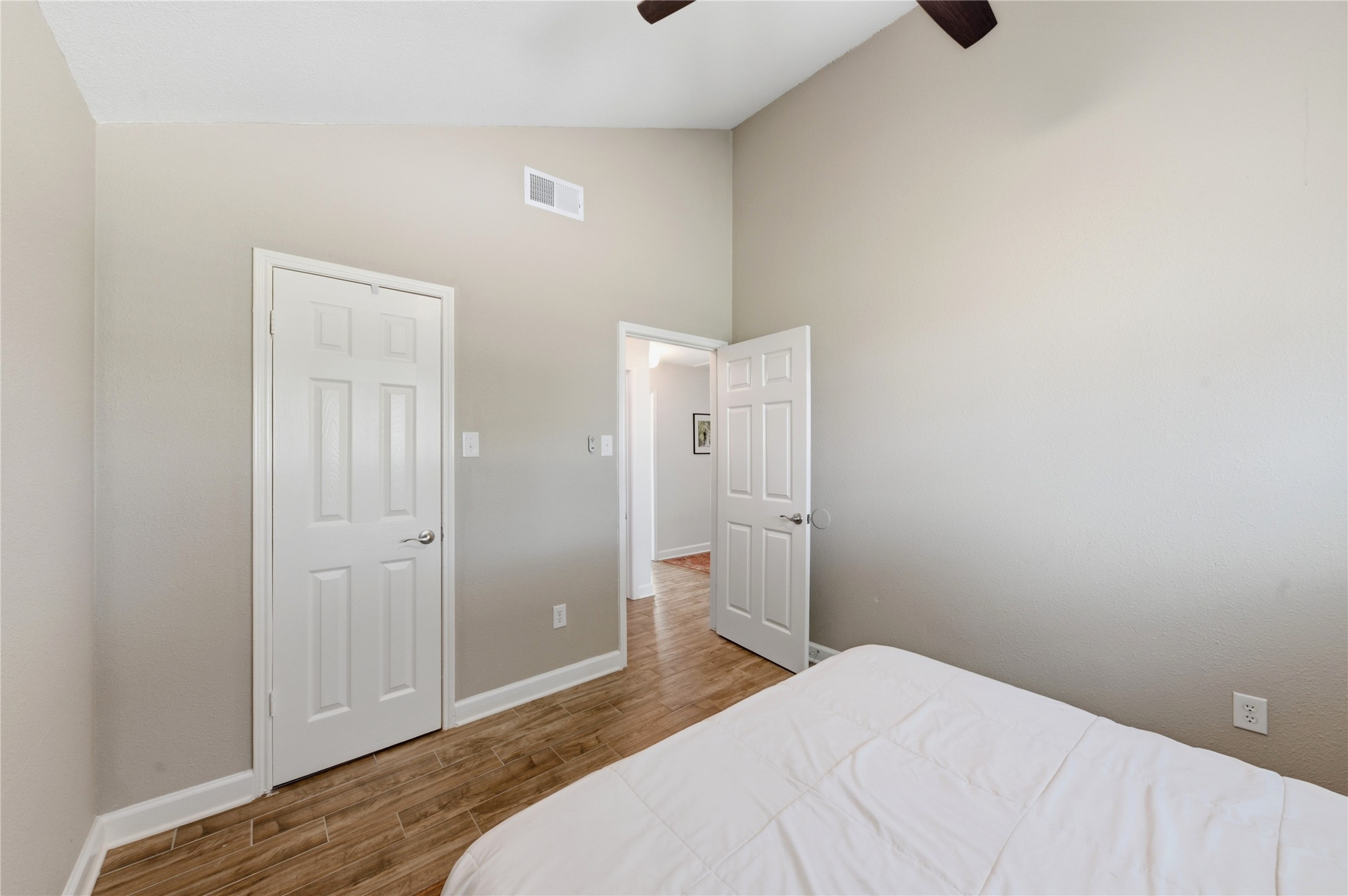 All bedrooms feature ceiling fans.