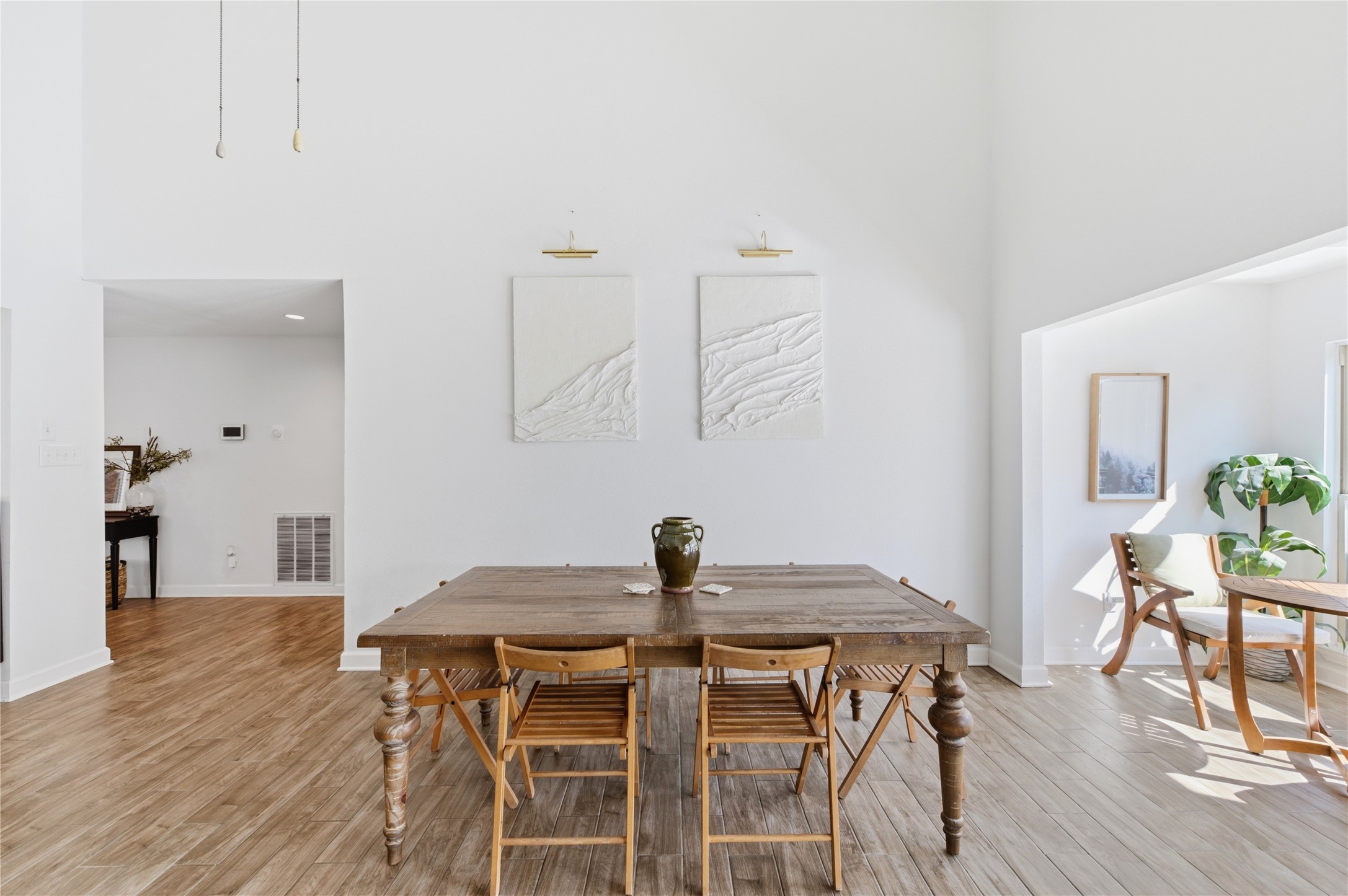 Dedicated dining space is ideal for entertaining.