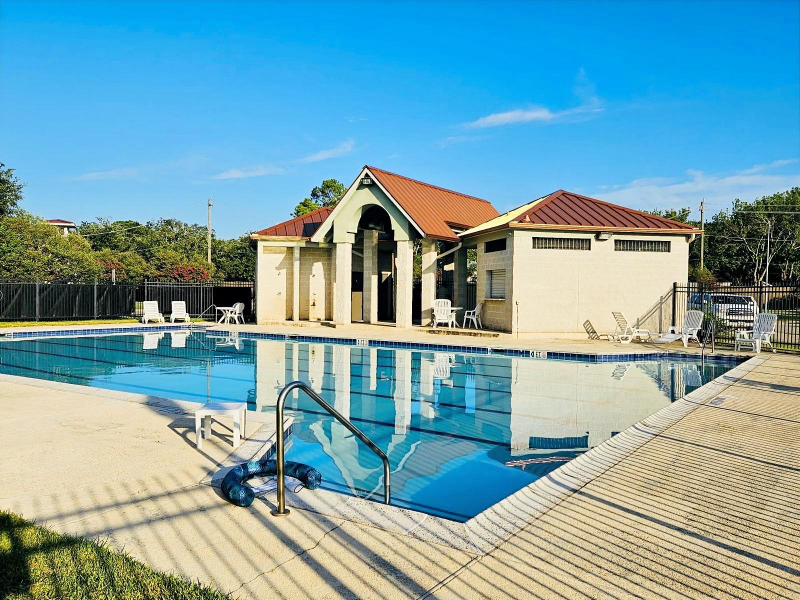 5031 Gulf Stream Lane, Bacliff, TX 77518