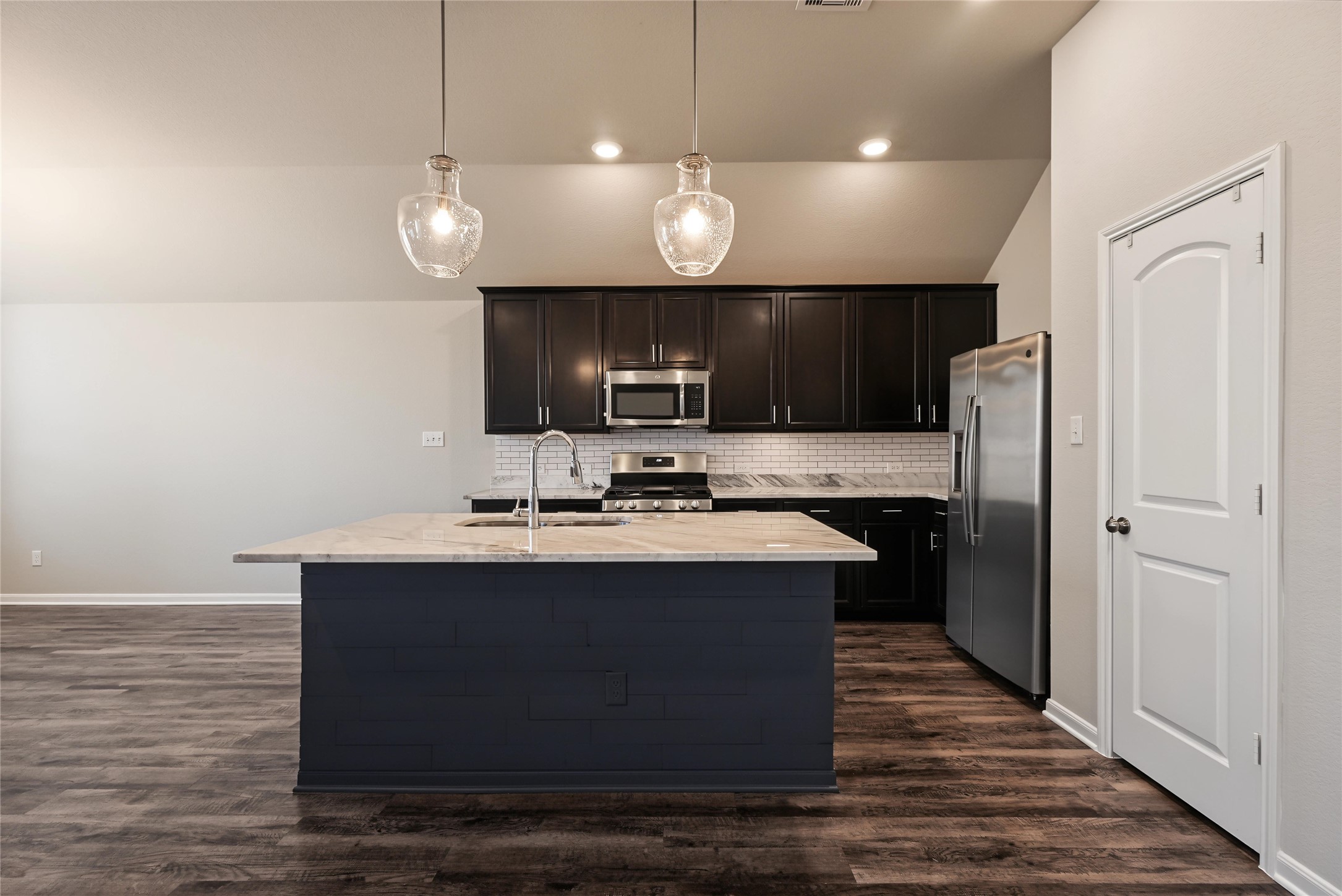 114 Abner Lane, Montgomery, TX 77356