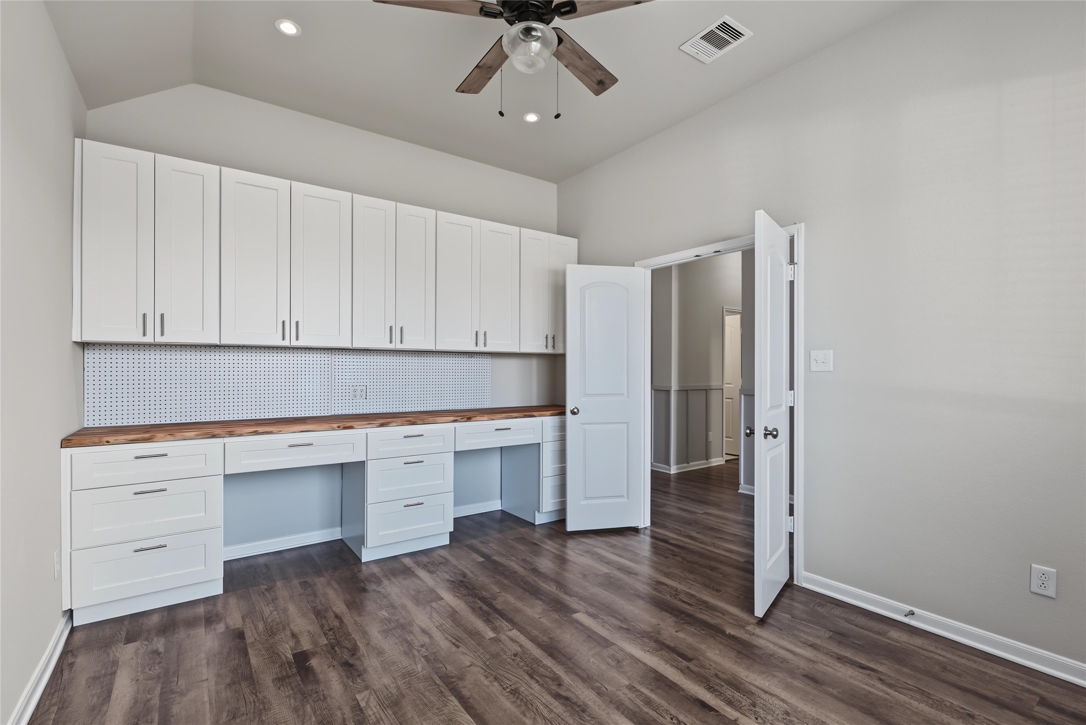 114 Abner Lane, Montgomery, TX 77356