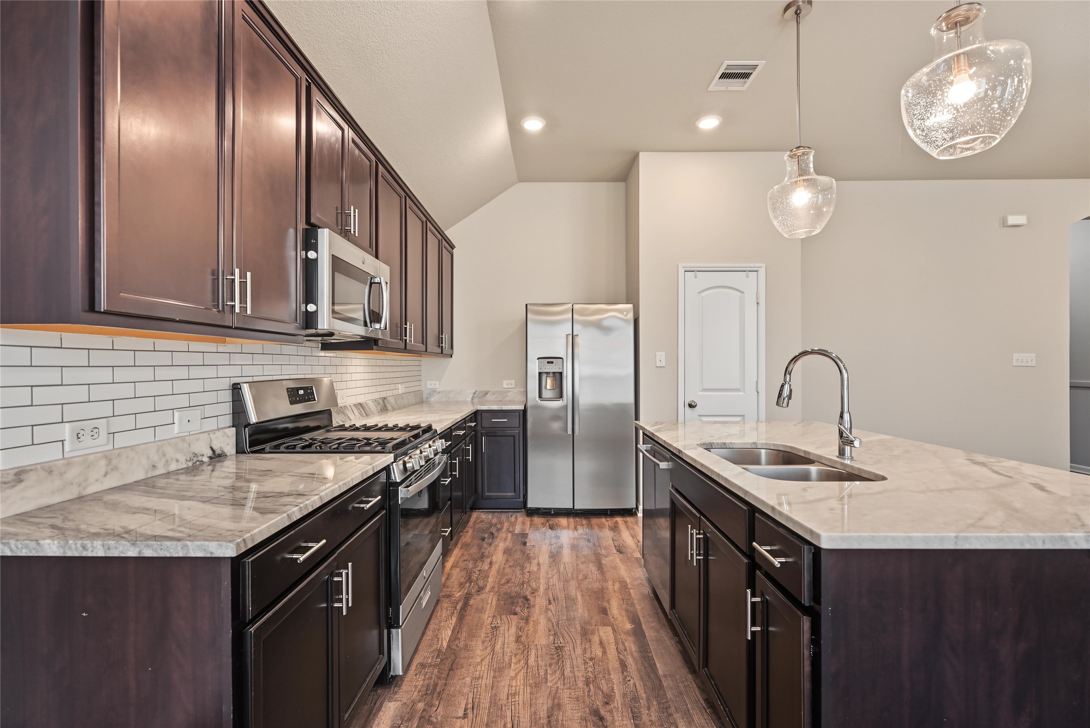 114 Abner Lane, Montgomery, TX 77356