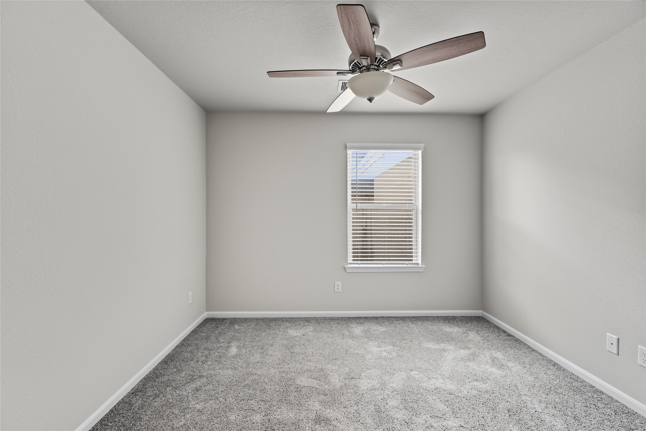 114 Abner Lane, Montgomery, TX 77356