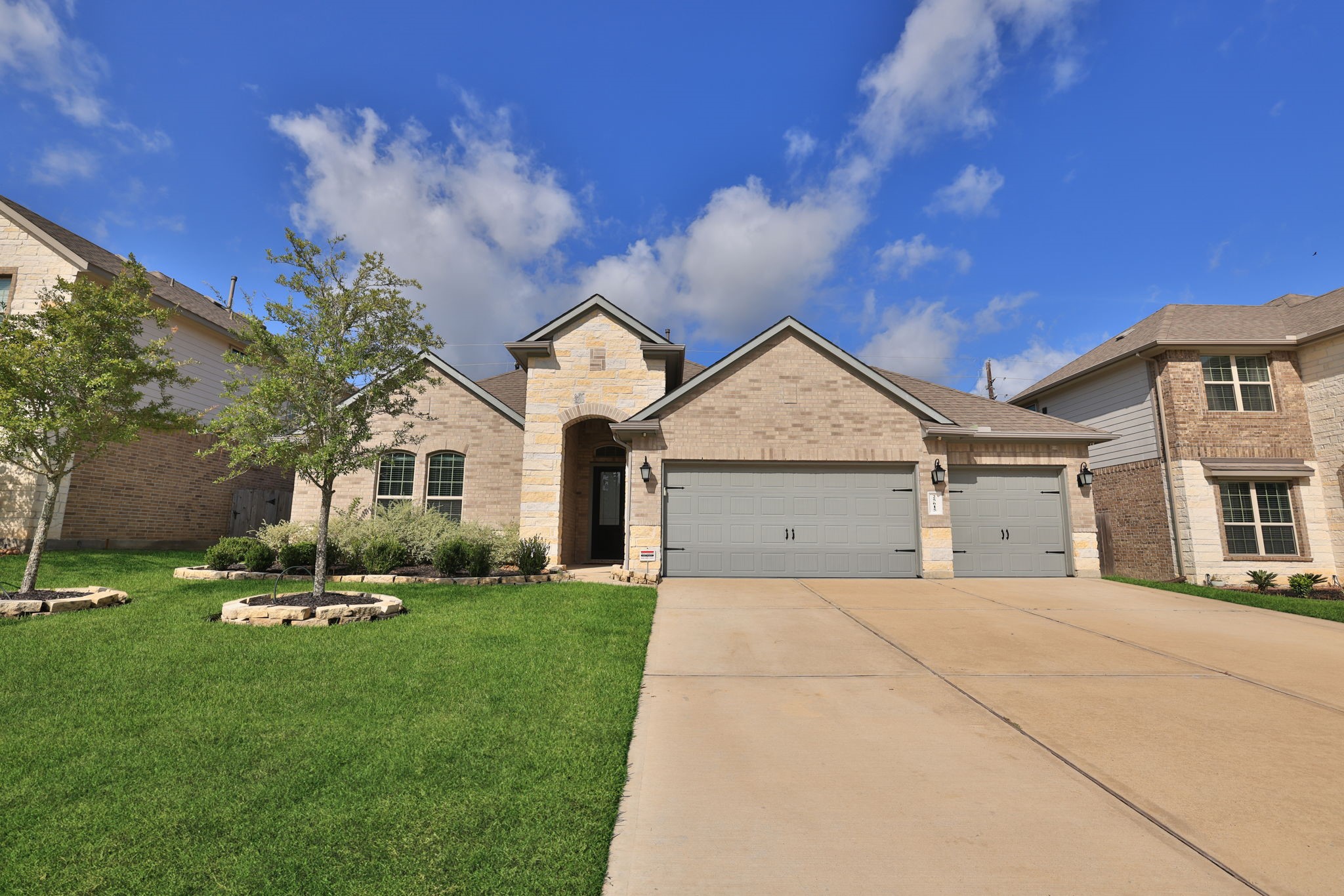 25615 Pinyon Hill Trail, Tomball, TX 77375