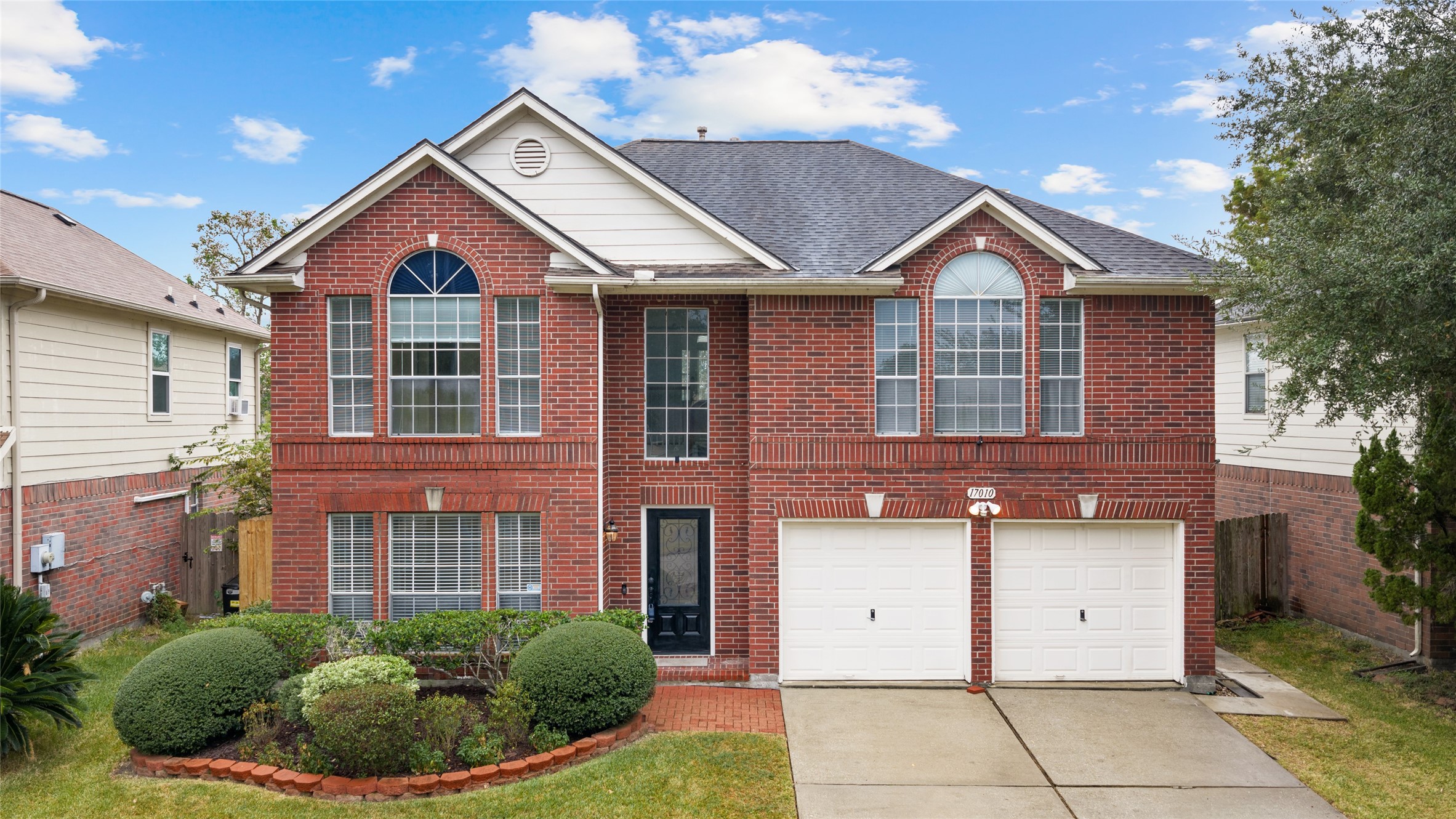 17010 Lighthouse View Drive, Friendswood, TX 77546