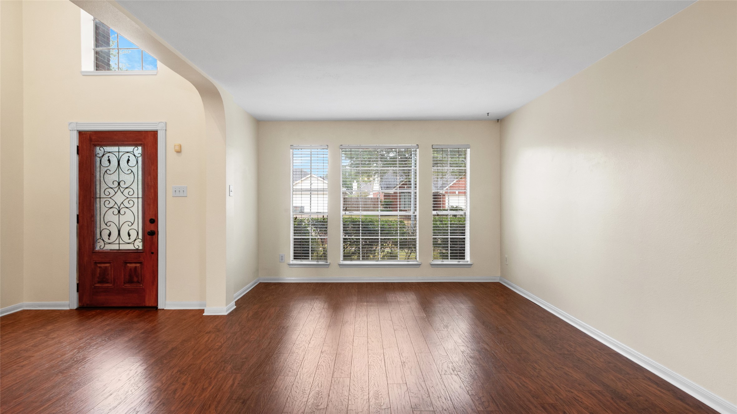 17010 Lighthouse View Drive, Friendswood, TX 77546