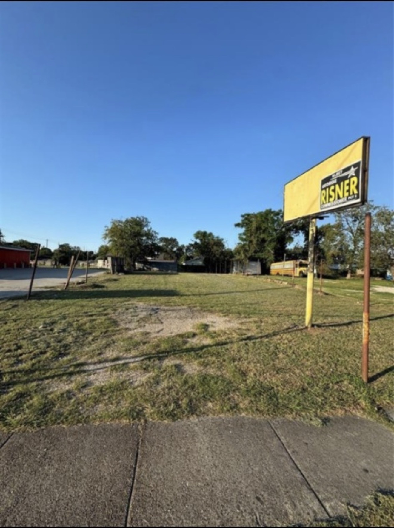 8021 Harrisburg Boulevard, Houston, TX 77012