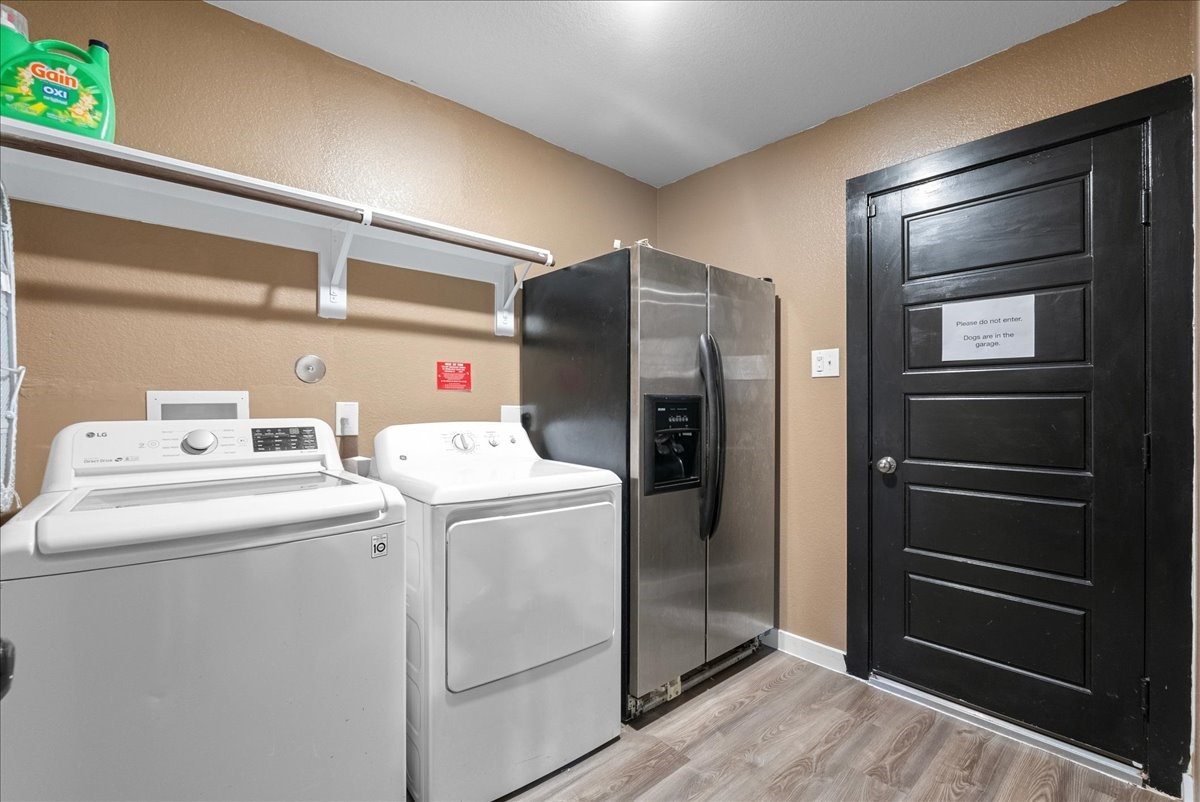 1217 Filly Creek Drive, Alvin, TX 77511