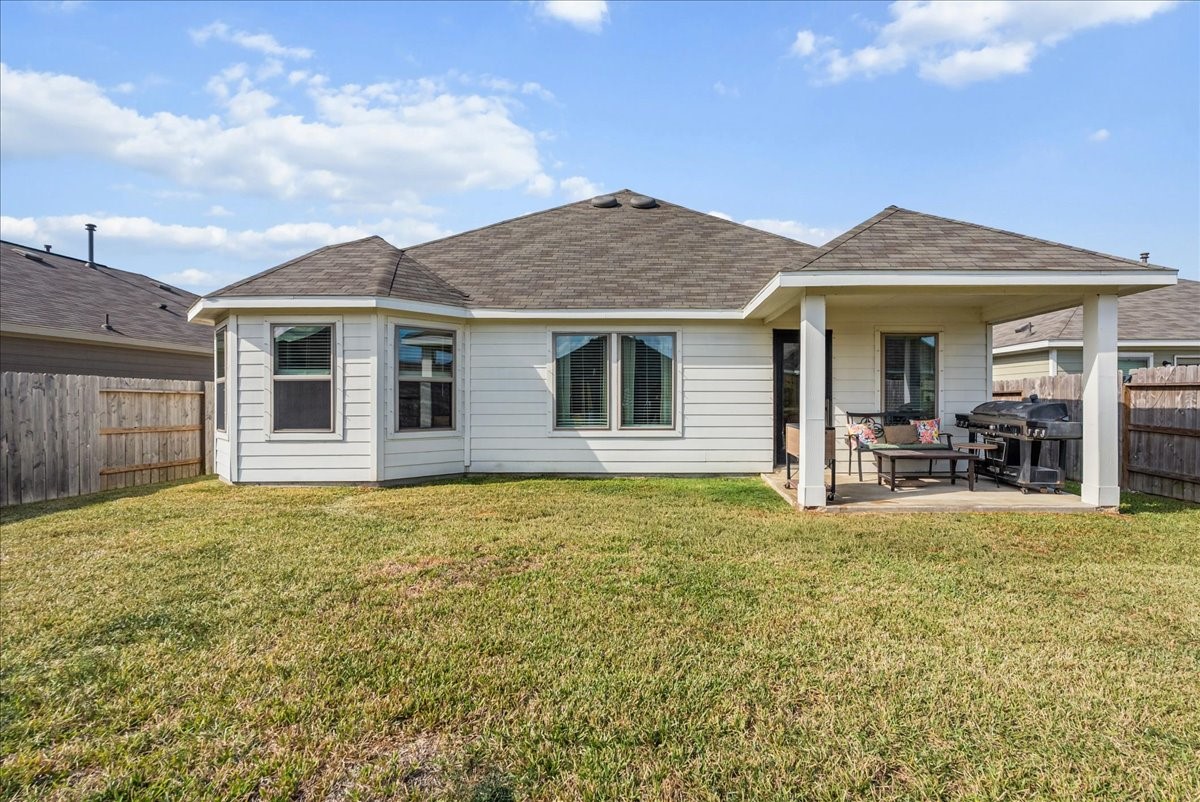 1217 Filly Creek Drive, Alvin, TX 77511