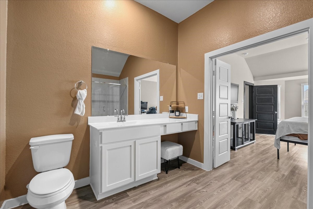 1217 Filly Creek Drive, Alvin, TX 77511