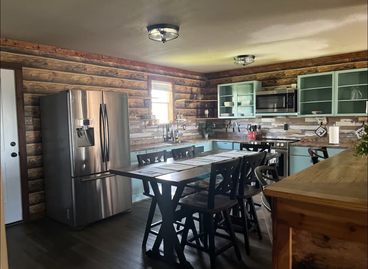 327 3rd Street, San Leon, TX 77539