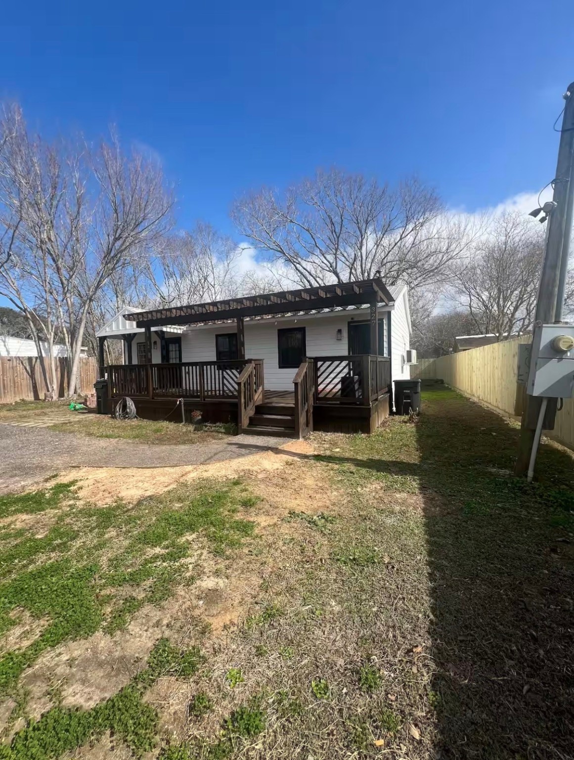 327 3rd Street, San Leon, TX 77539