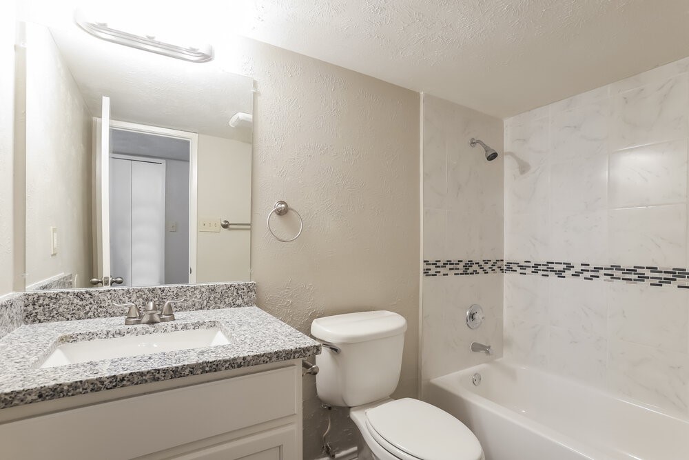 17606 Fieldglen Drive, Houston, TX 77084