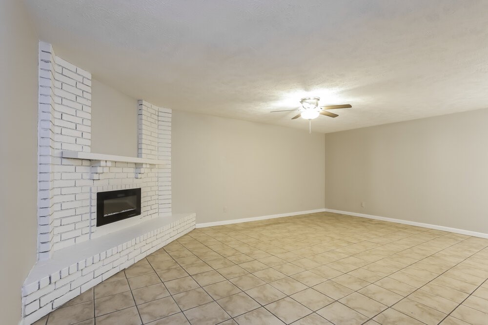 17606 Fieldglen Drive, Houston, TX 77084
