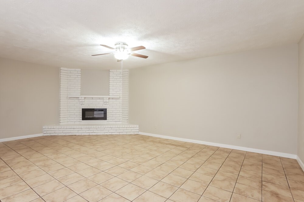17606 Fieldglen Drive, Houston, TX 77084