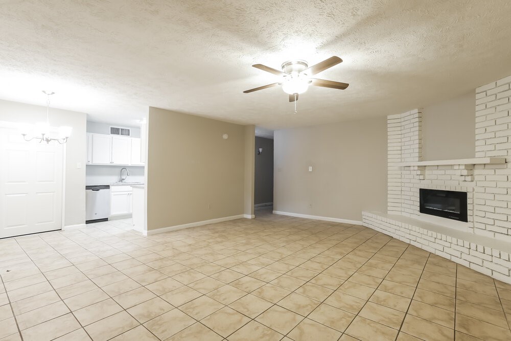 17606 Fieldglen Drive, Houston, TX 77084