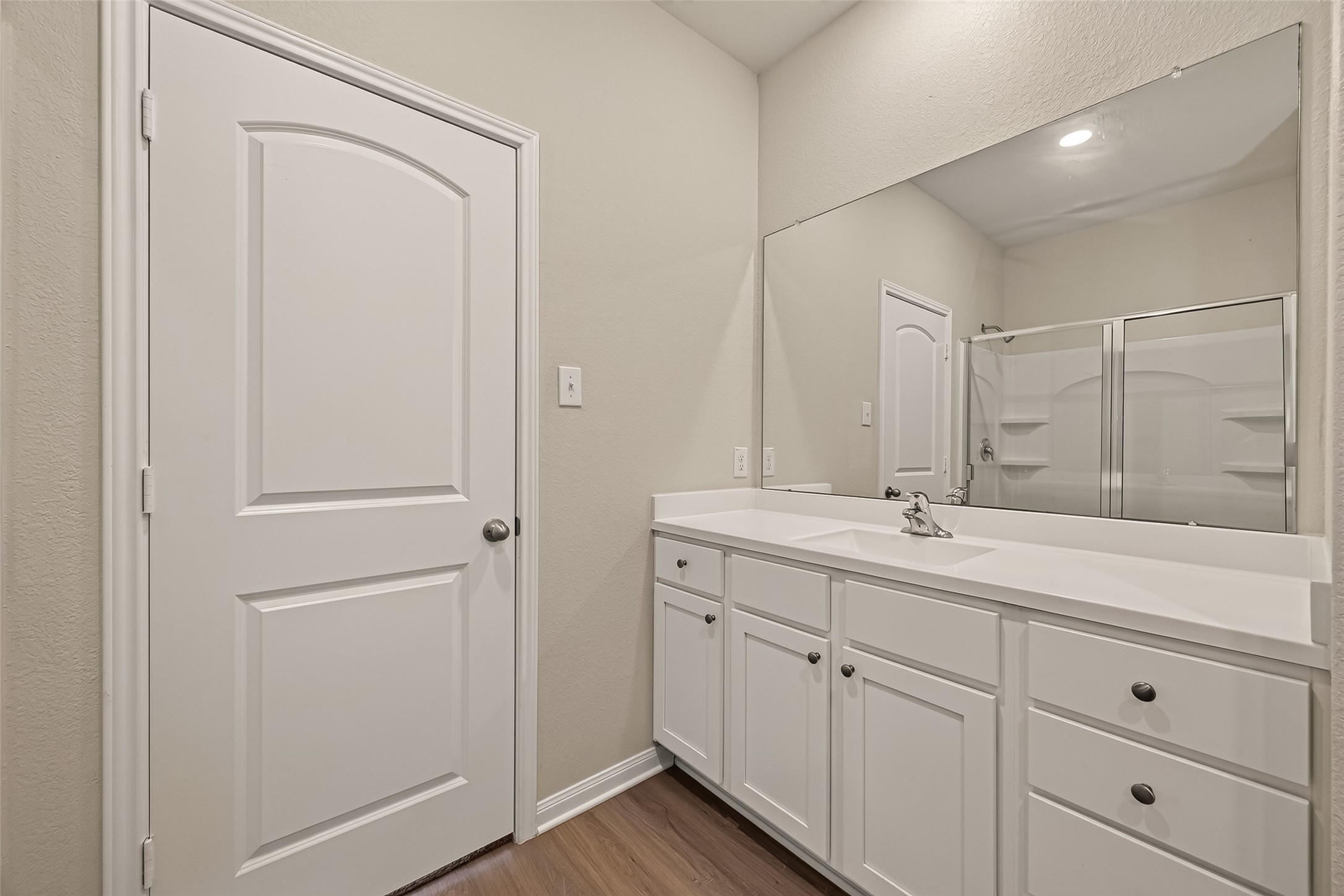 Very nice counters and vanity area.
