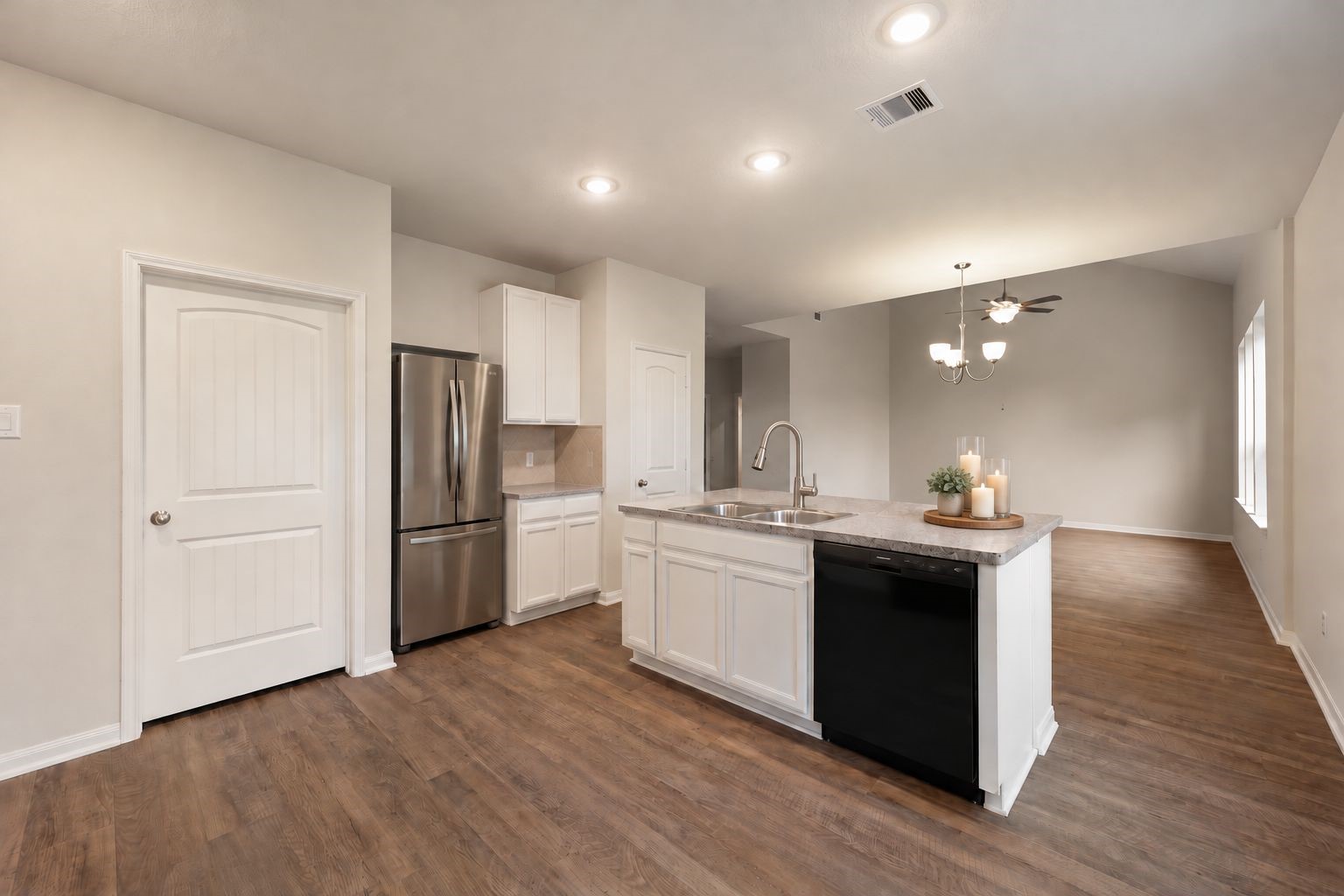 Virtually staged photo. Not actual home.