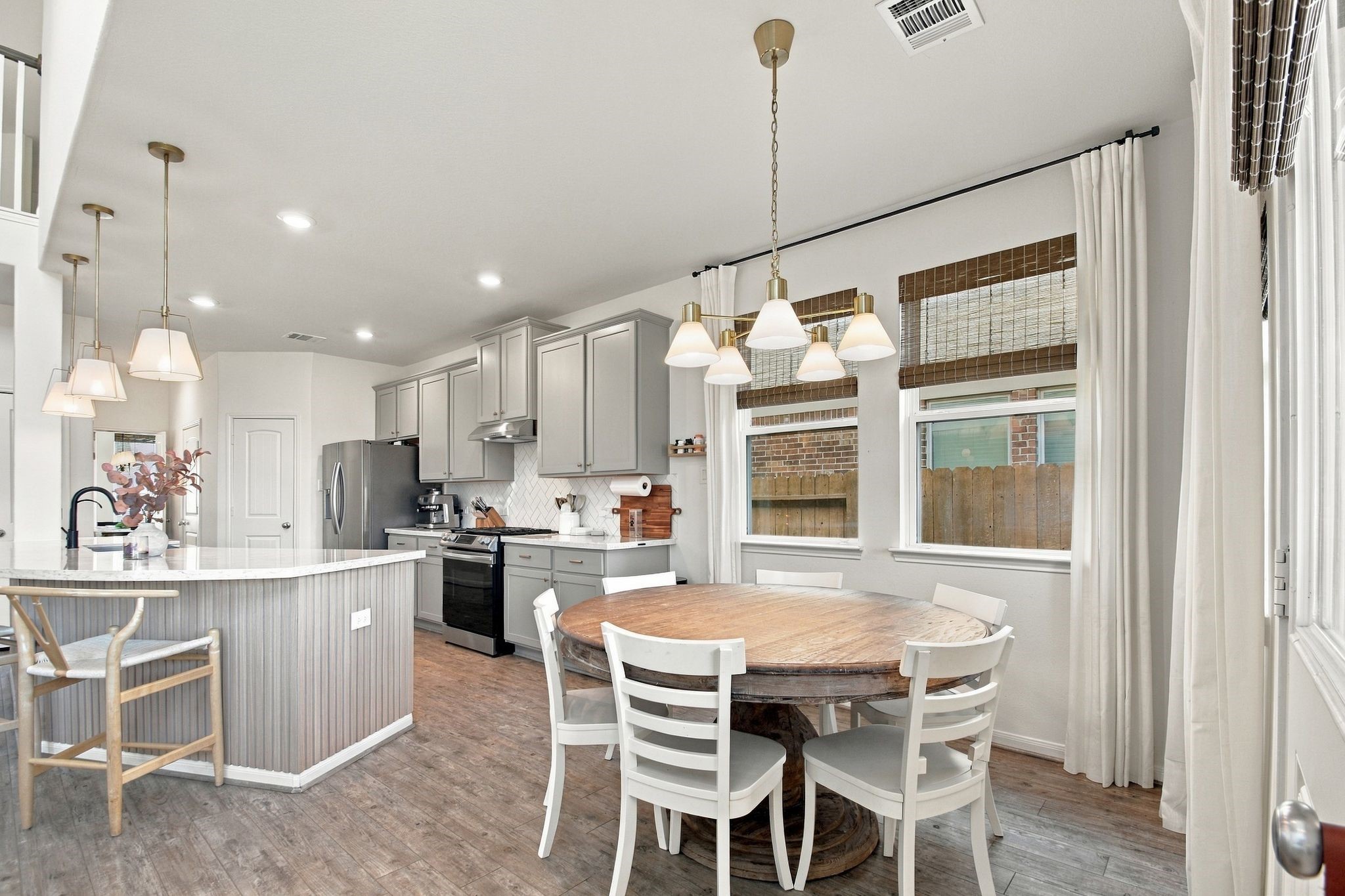 1853 Kenley Way, Alvin, TX 77511