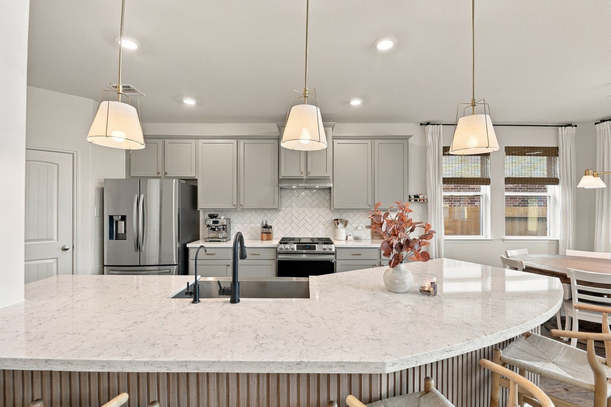 1853 Kenley Way, Alvin, TX 77511