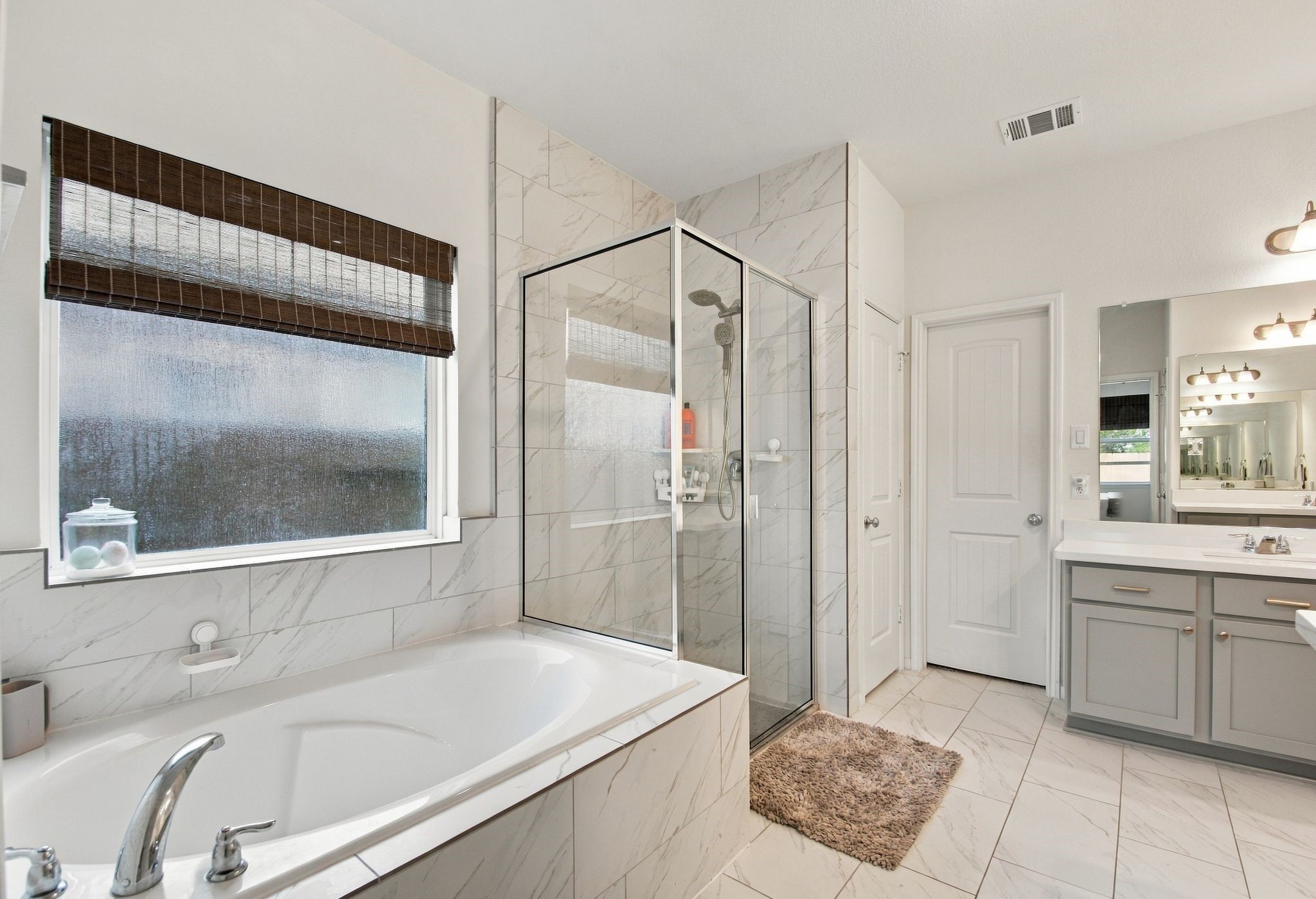 1853 Kenley Way, Alvin, TX 77511