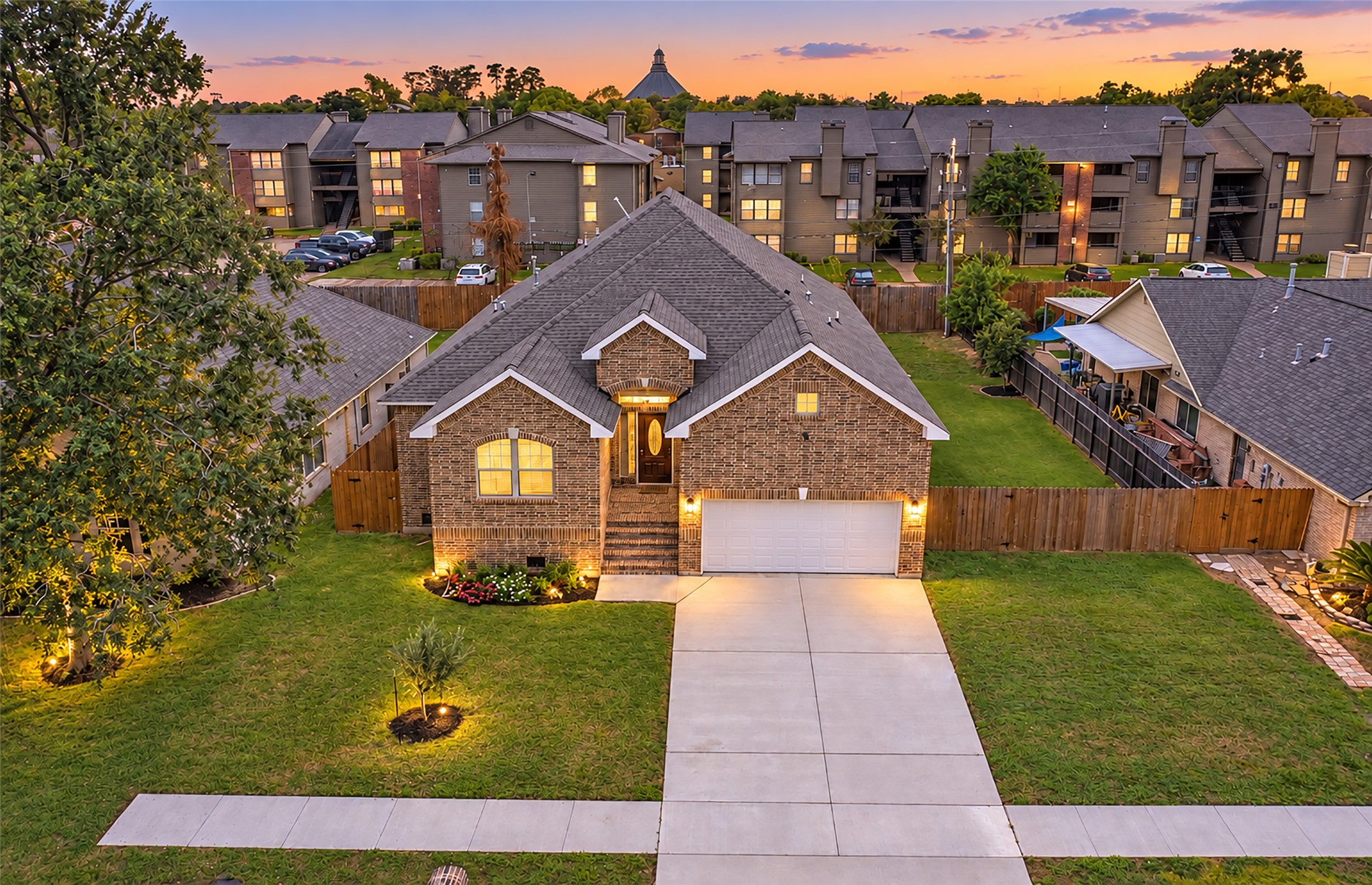 5411 Oak Cove Drive, Houston, TX 77091 5411 Oak Cove Drive, Houston, TX 77091