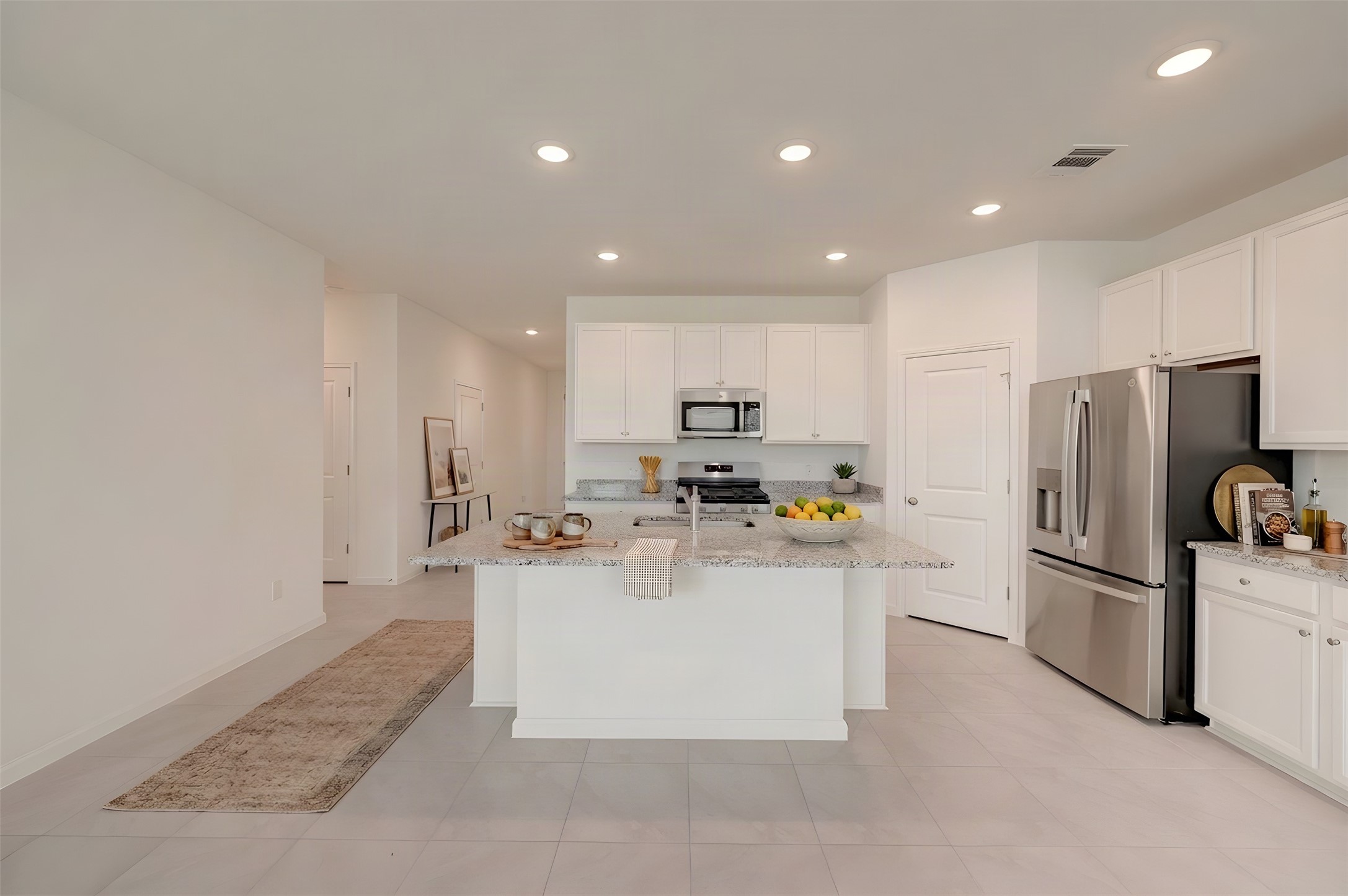 Chef-worthy island kitchen