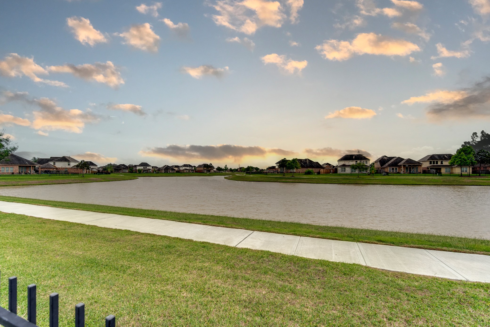 9422 Harmony Lake Lane, Richmond, TX 77469