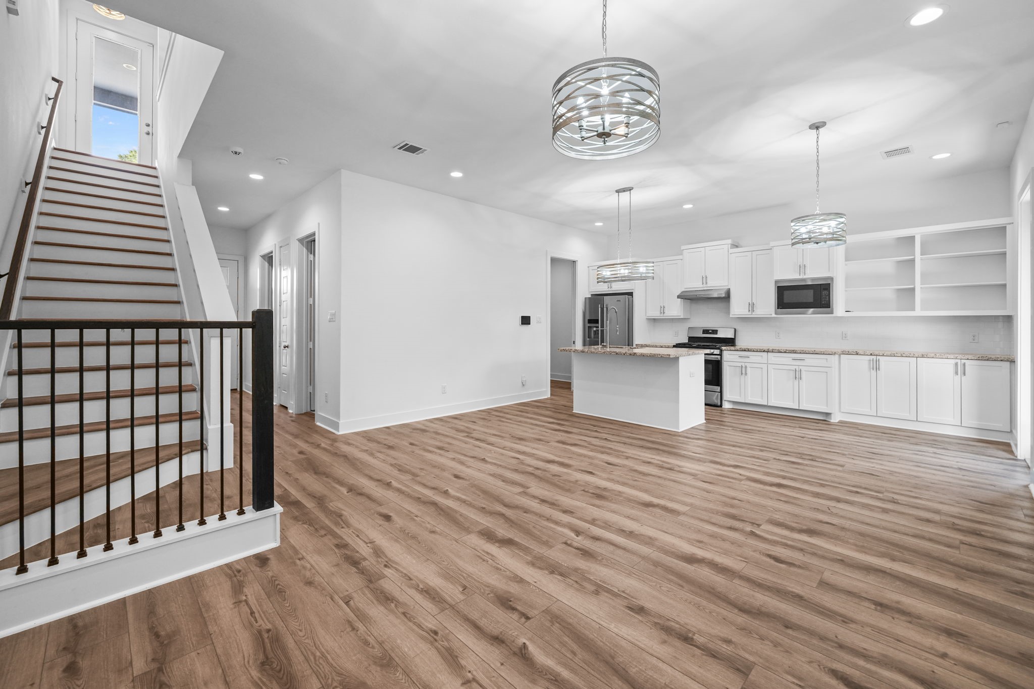 5612 Savyon Drive, Houston, TX 77091 5612 Savyon Drive, Houston, TX 77091