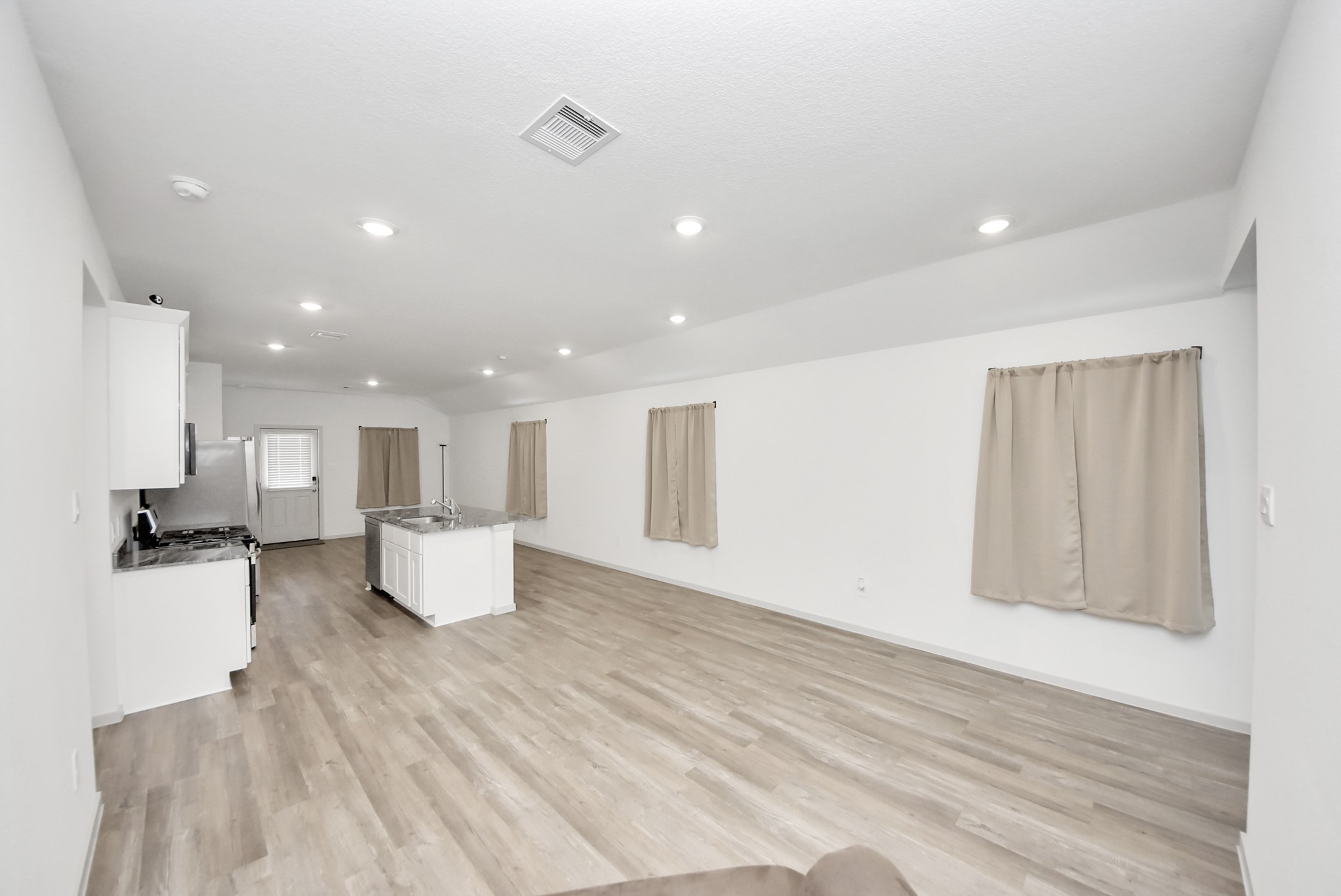 1742 Lilypad Drive, Alvin, TX 77511
