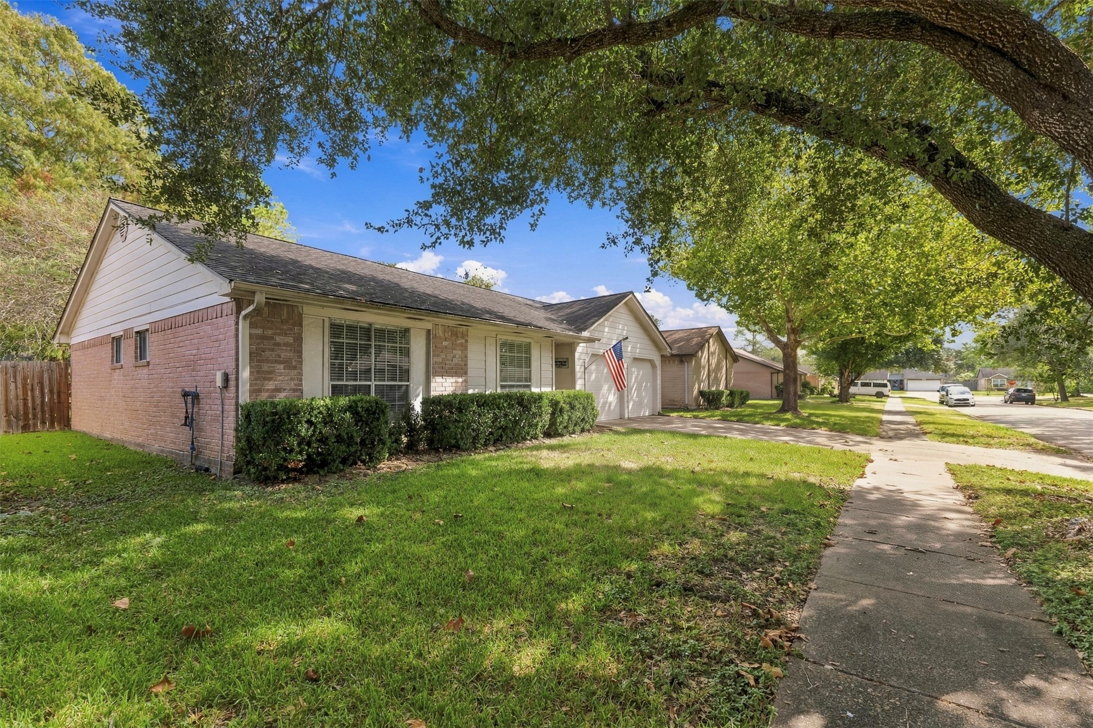 6919 Grant Drive, Richmond, TX 77469