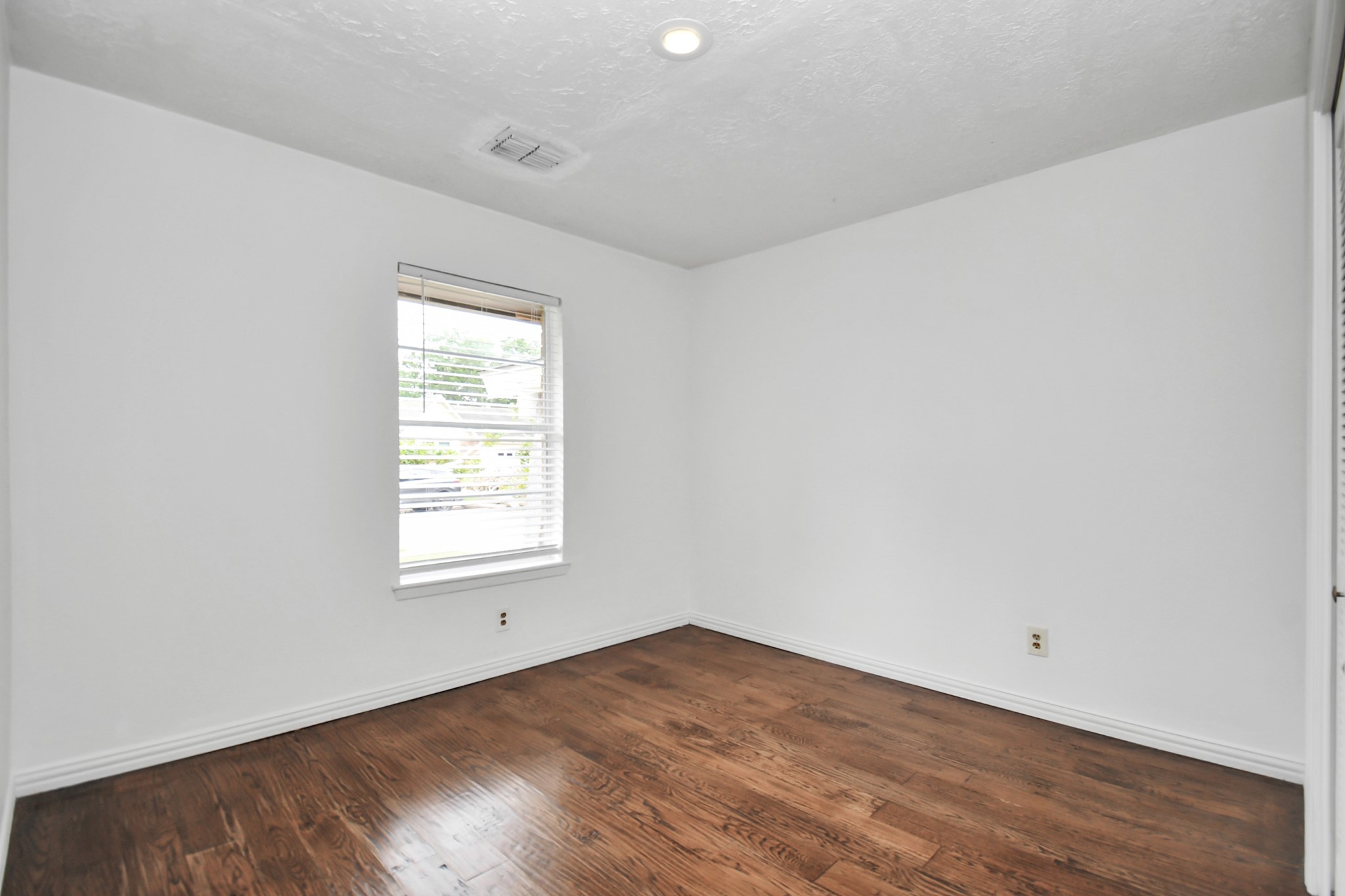 10131 Kent Towne Ln, Sugar Land, TX 77498
