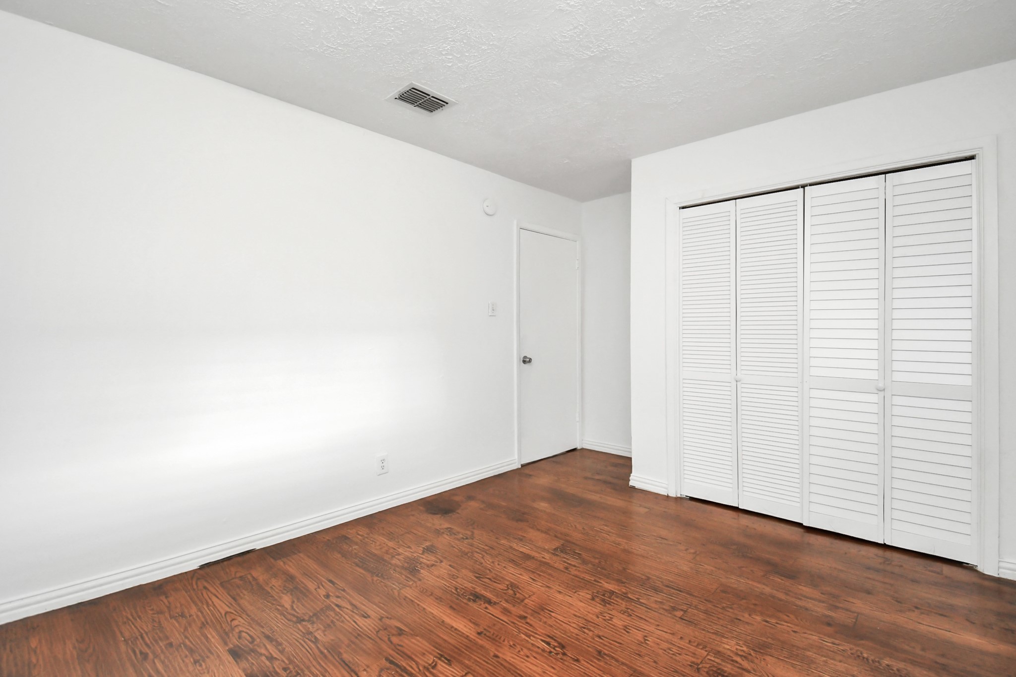 10131 Kent Towne Ln, Sugar Land, TX 77498