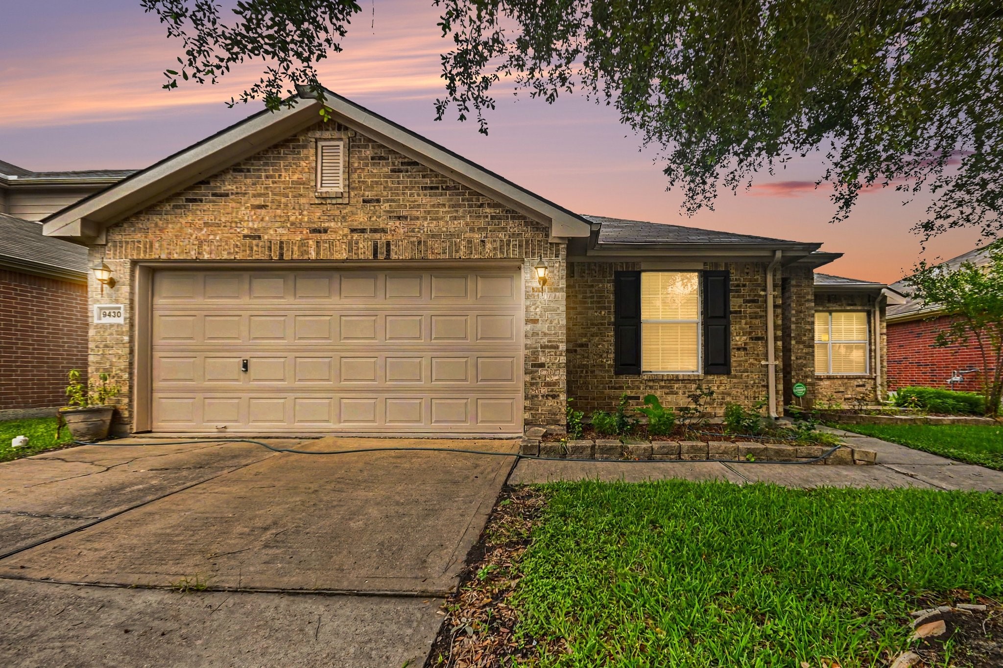 9430 Heflin Colony Drive, Sugar Land, TX 77498 9430 Heflin Colony Drive, Sugar Land, TX 77498