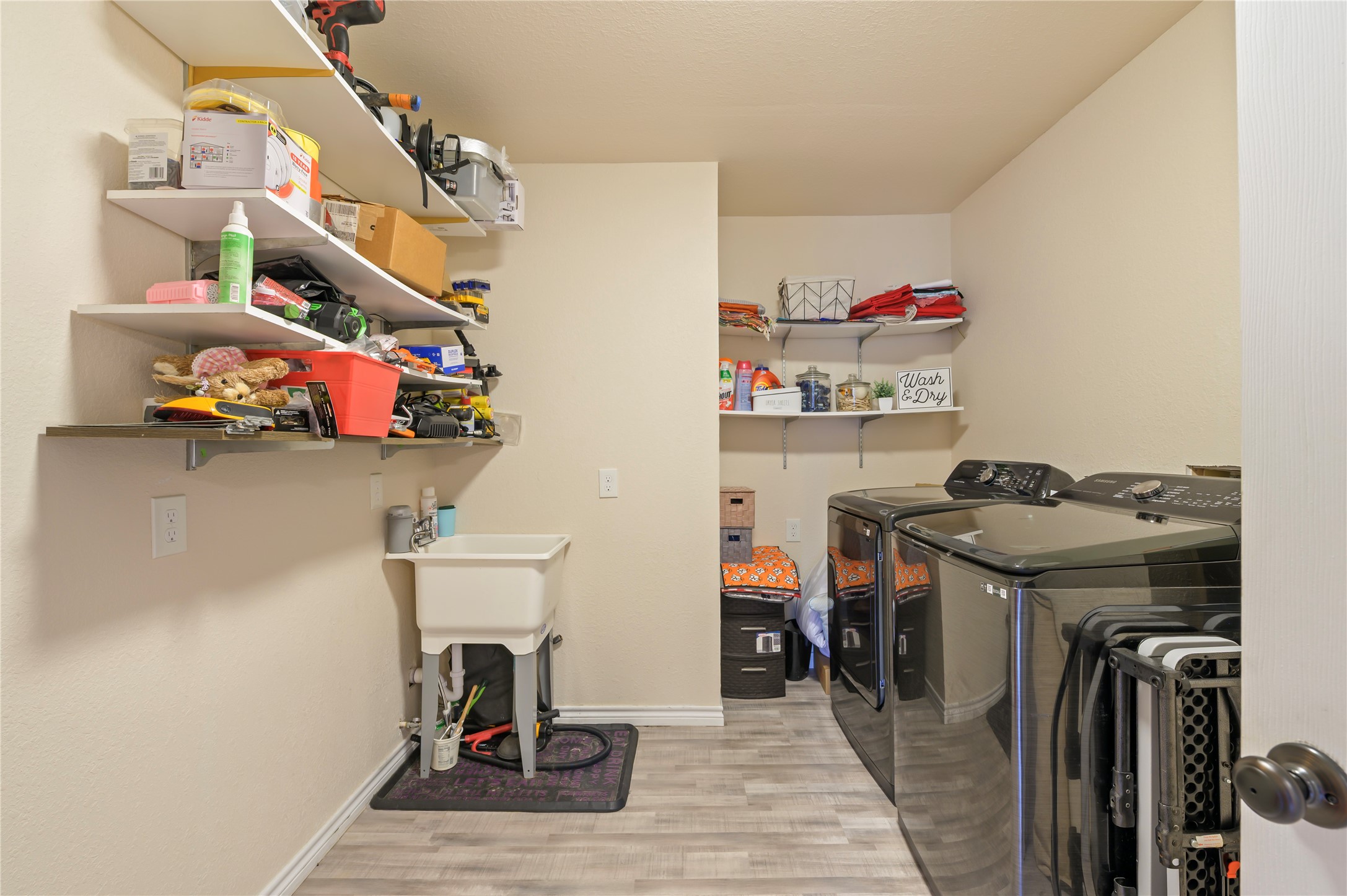 1925 Avenue L, Santa Fe, TX 77510