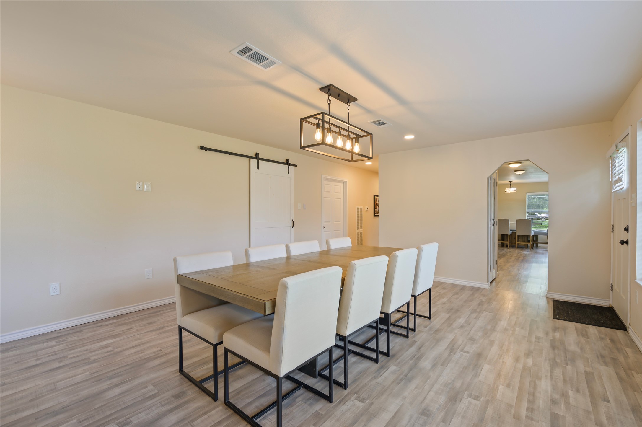 1925 Avenue L, Santa Fe, TX 77510