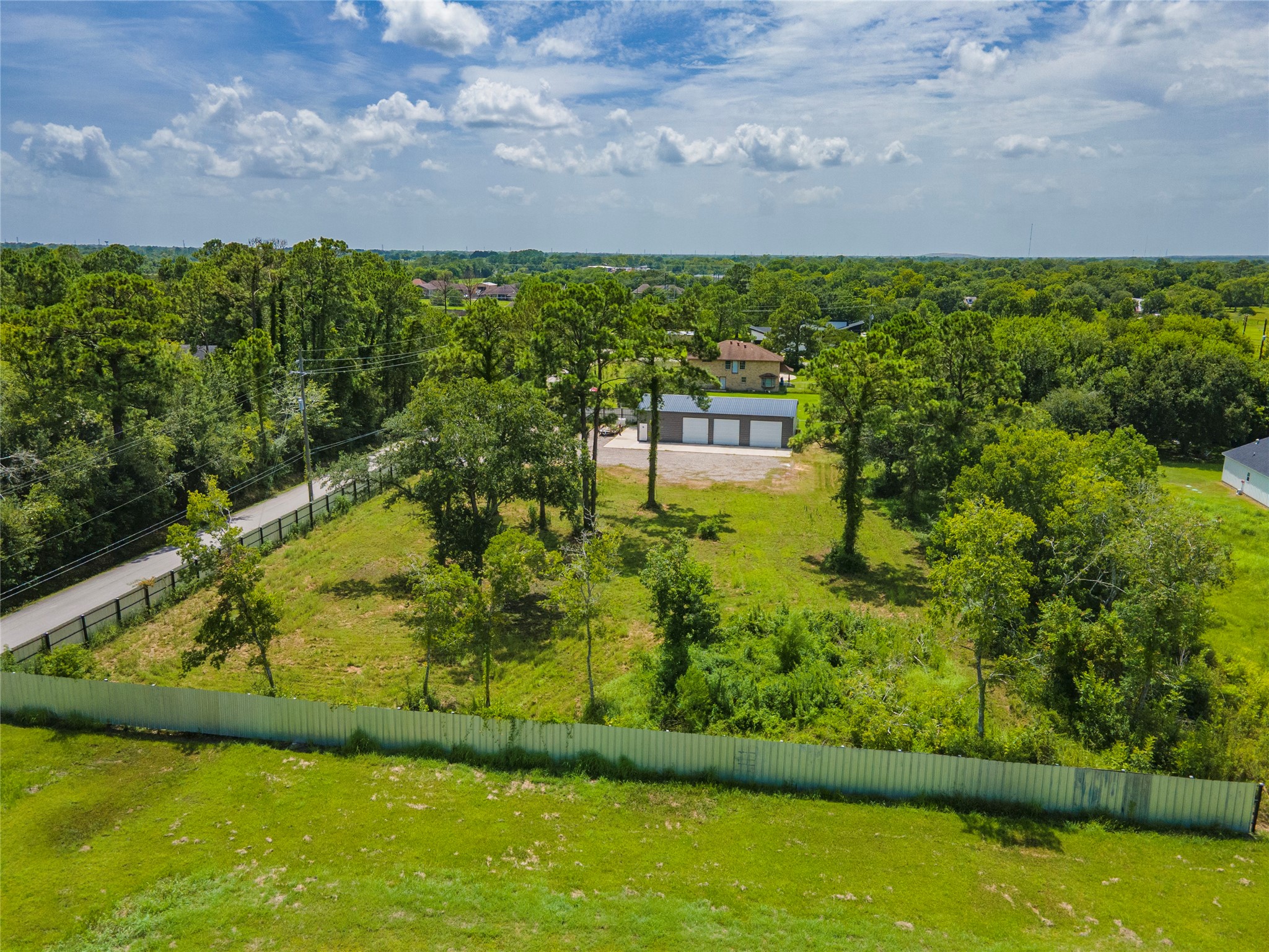 1925 Avenue L, Santa Fe, TX 77510