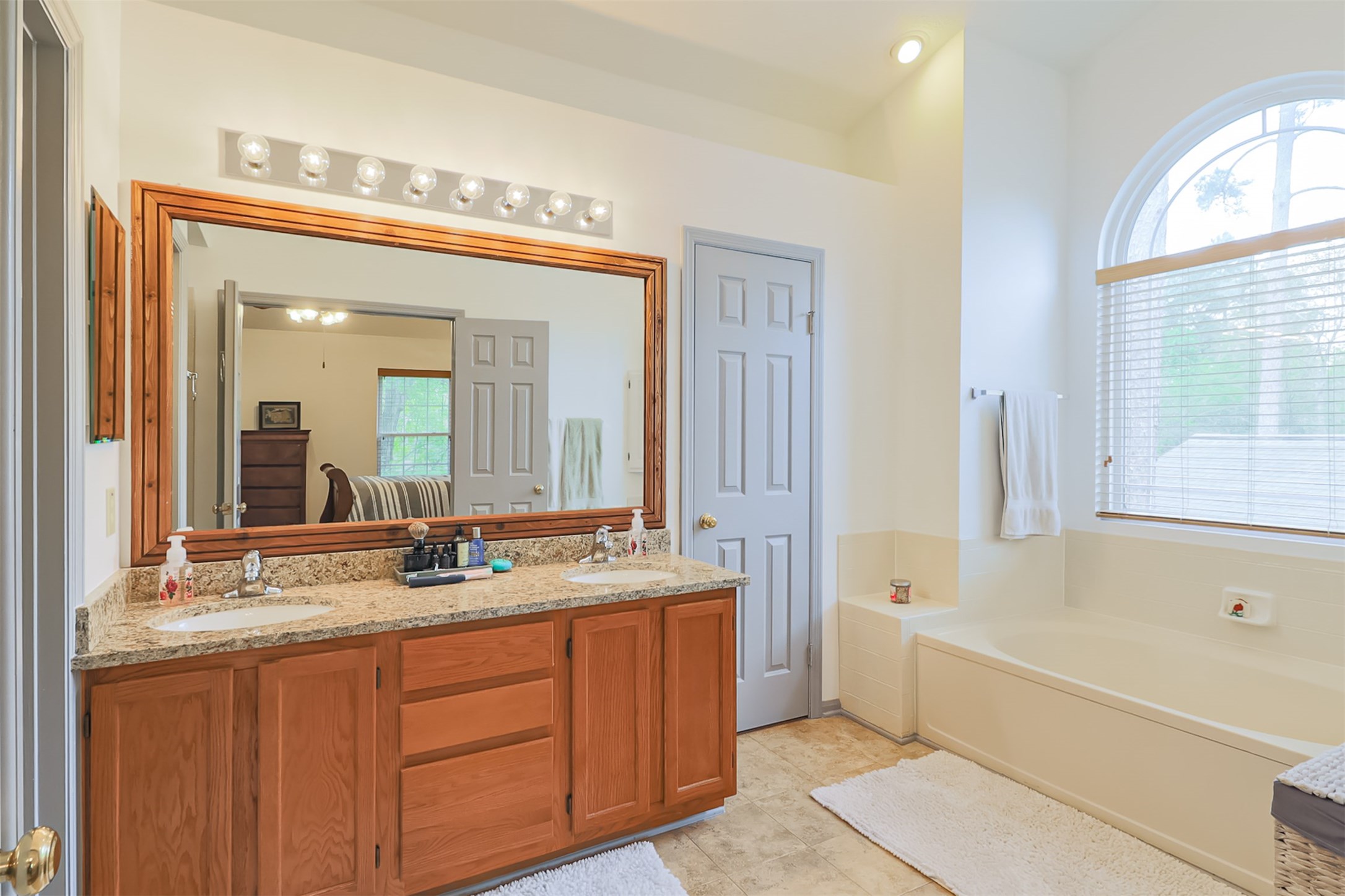 71 W Indian Sage Circle, The Woodlands, TX 77381