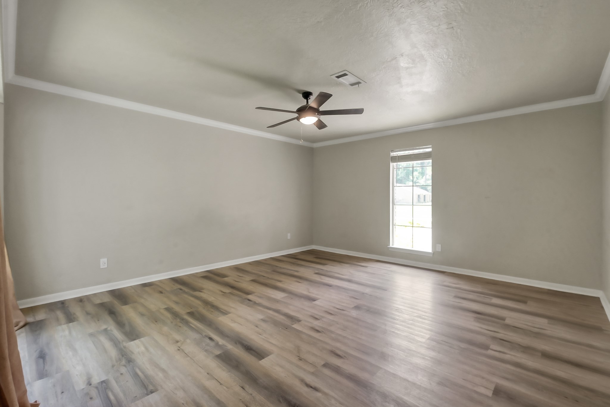 88 April Wind Drive S, Conroe, TX 77356