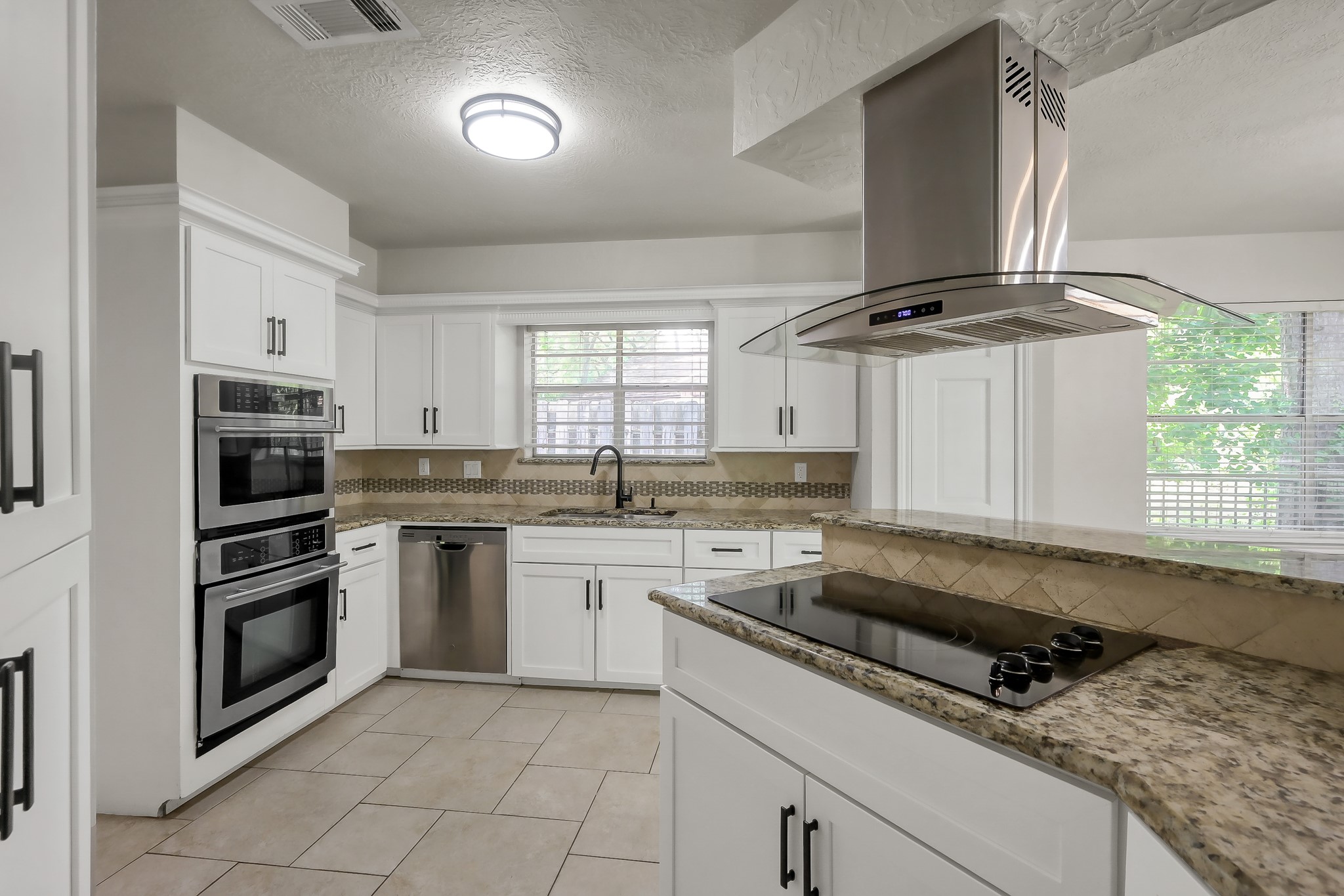 88 April Wind Drive S, Conroe, TX 77356